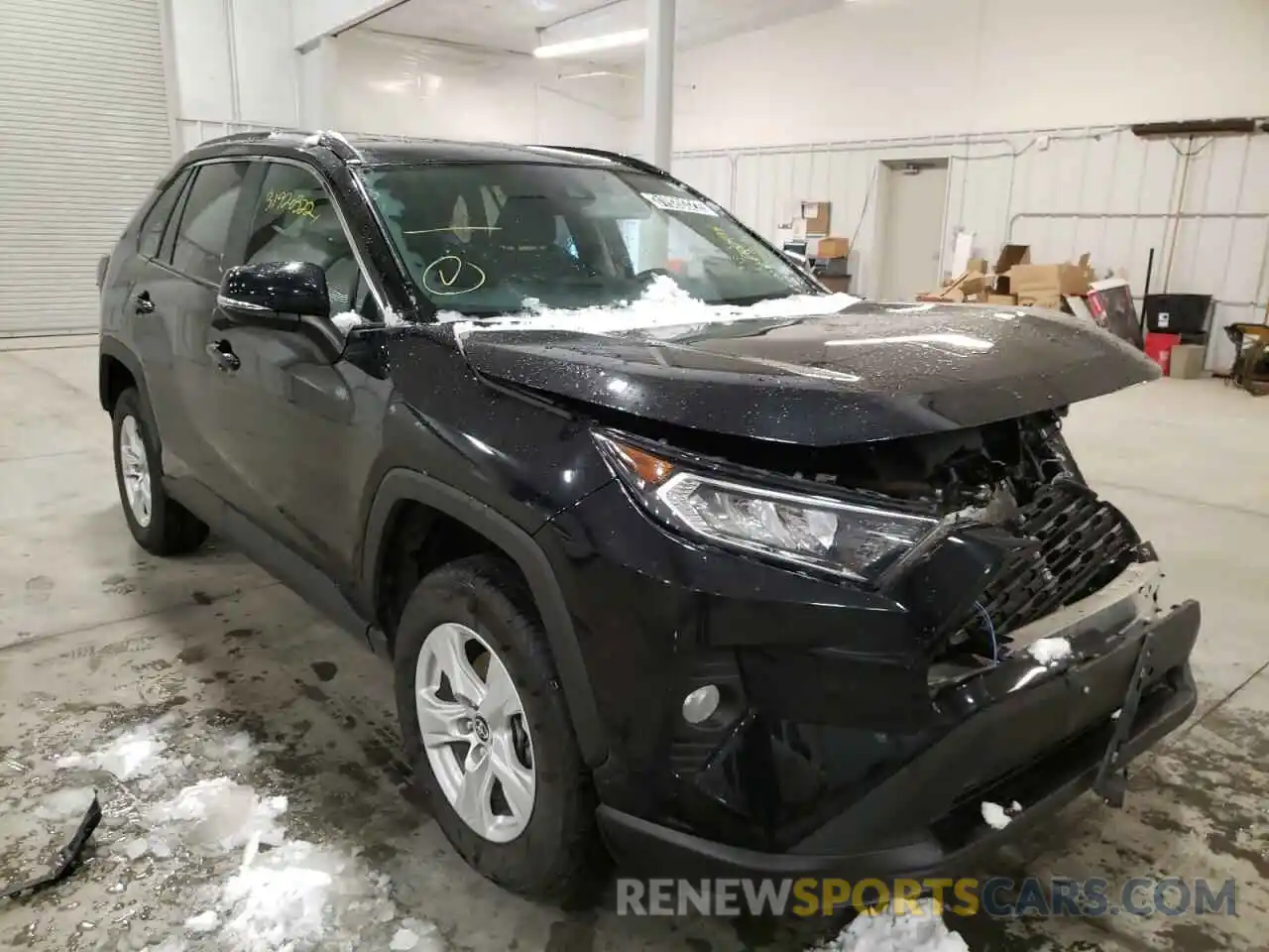 1 Photograph of a damaged car 2T3P1RFV1MW203550 TOYOTA RAV4 2021