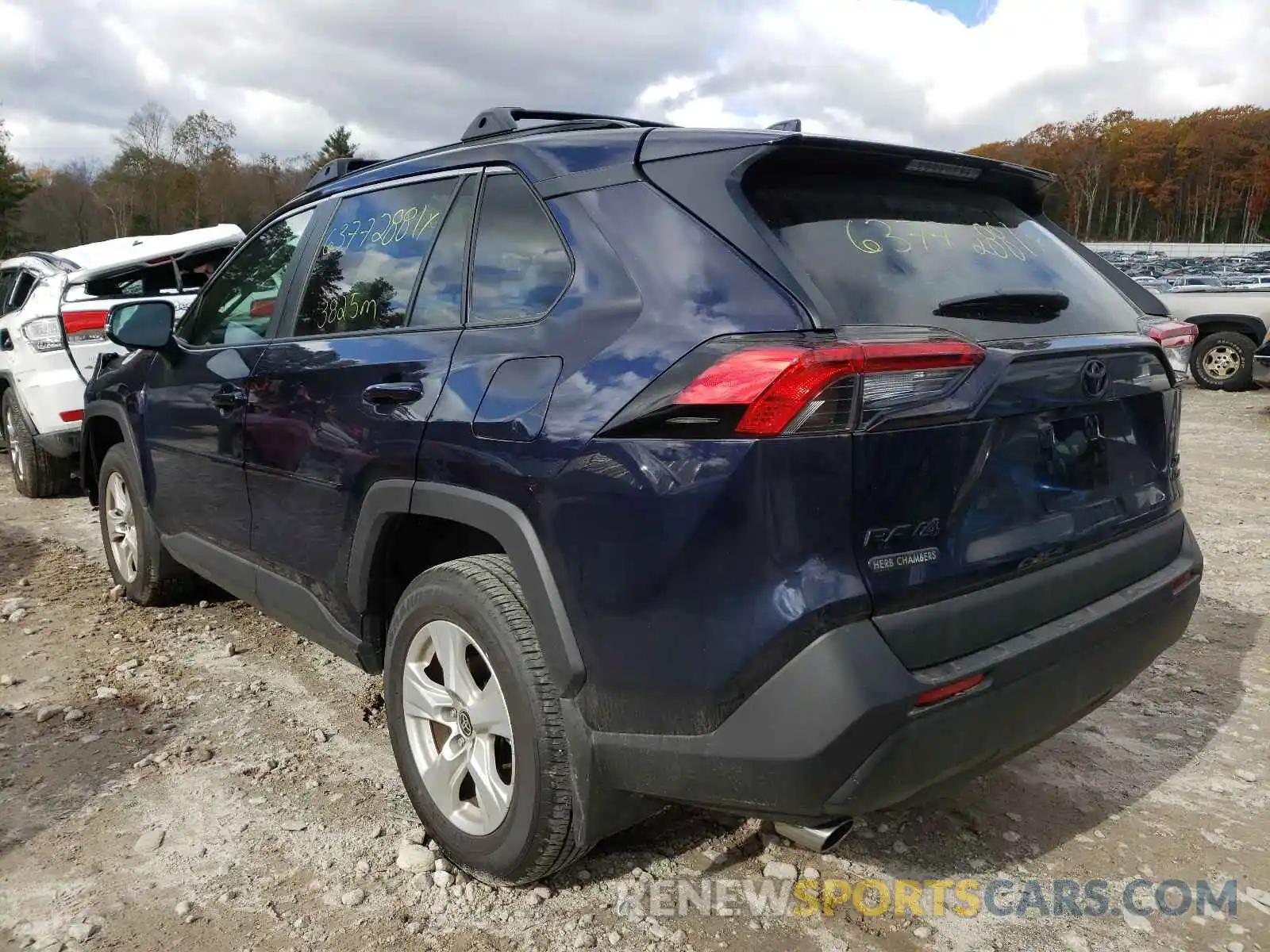 3 Photograph of a damaged car 2T3P1RFV1MW207713 TOYOTA RAV4 2021