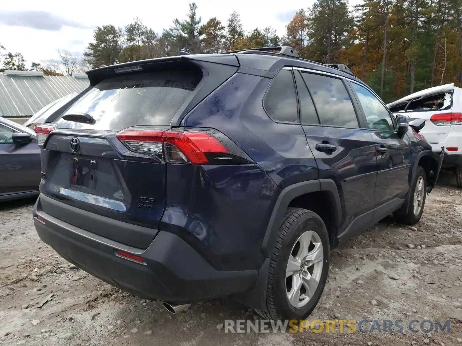 4 Photograph of a damaged car 2T3P1RFV1MW207713 TOYOTA RAV4 2021