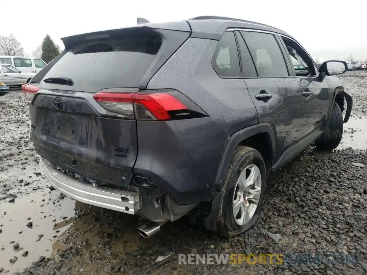 4 Photograph of a damaged car 2T3P1RFV1MW212104 TOYOTA RAV4 2021