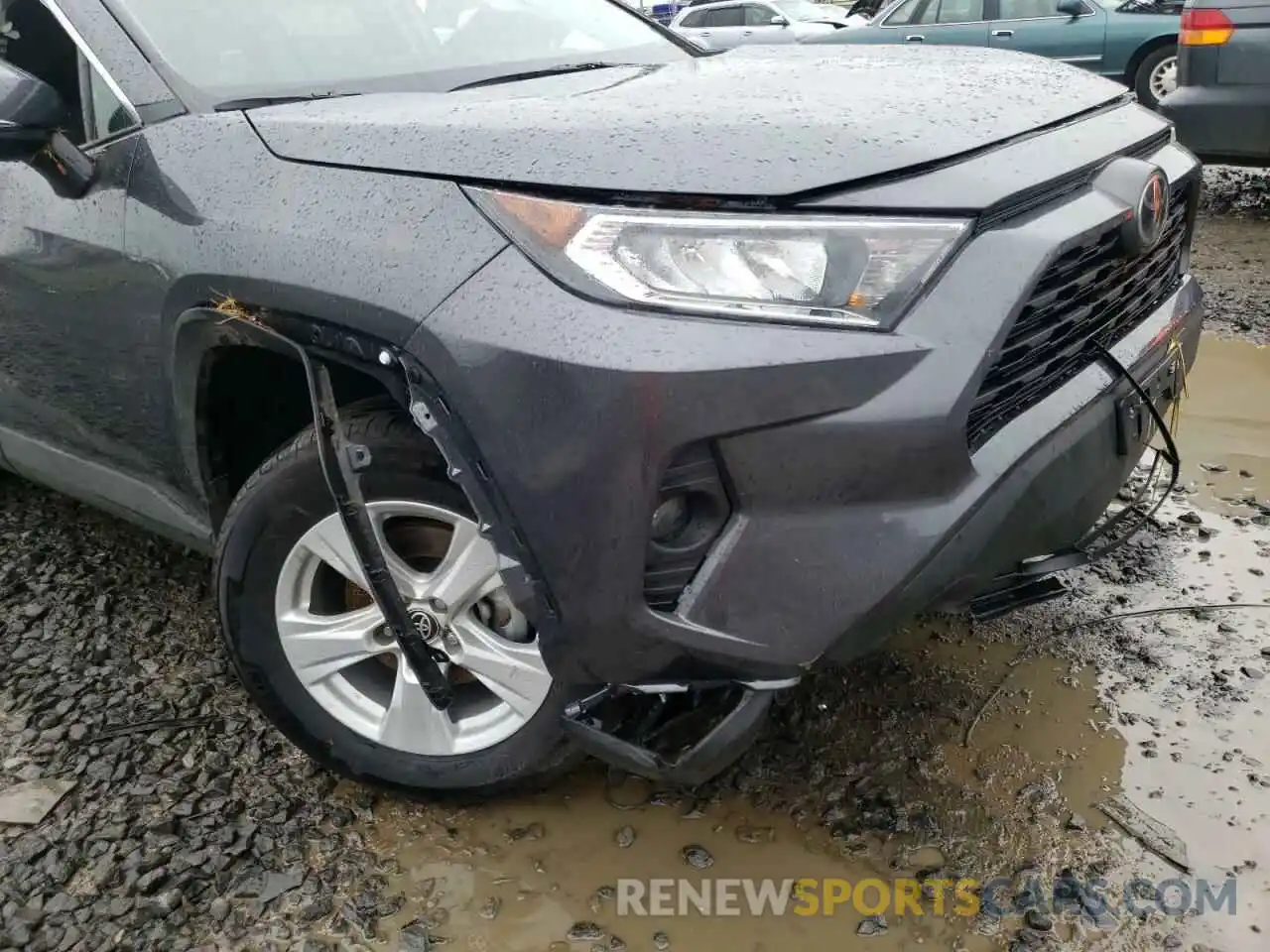 9 Photograph of a damaged car 2T3P1RFV1MW212104 TOYOTA RAV4 2021