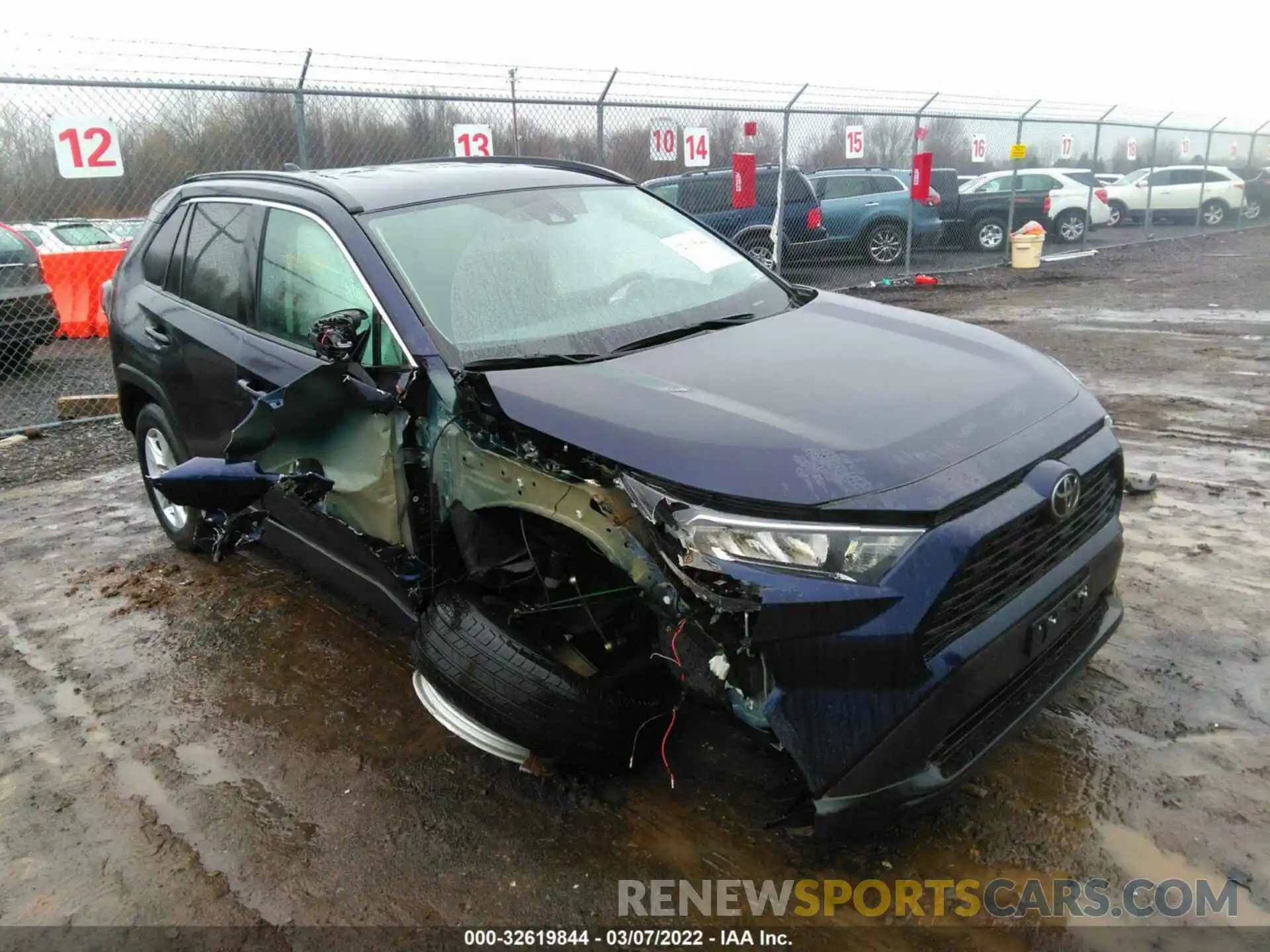 1 Photograph of a damaged car 2T3P1RFV1MW214628 TOYOTA RAV4 2021