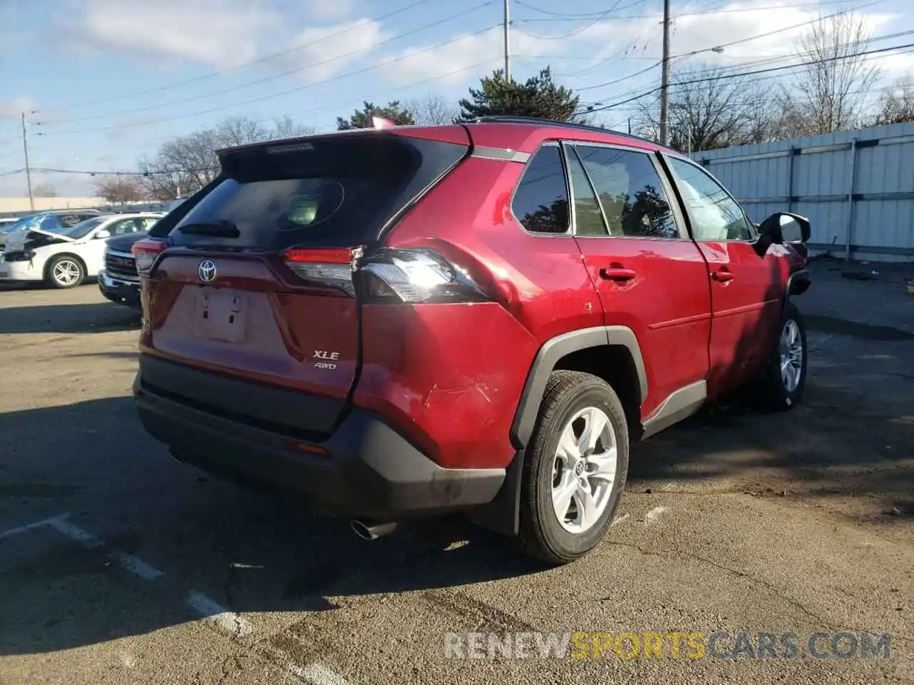 4 Photograph of a damaged car 2T3P1RFV1MW219473 TOYOTA RAV4 2021