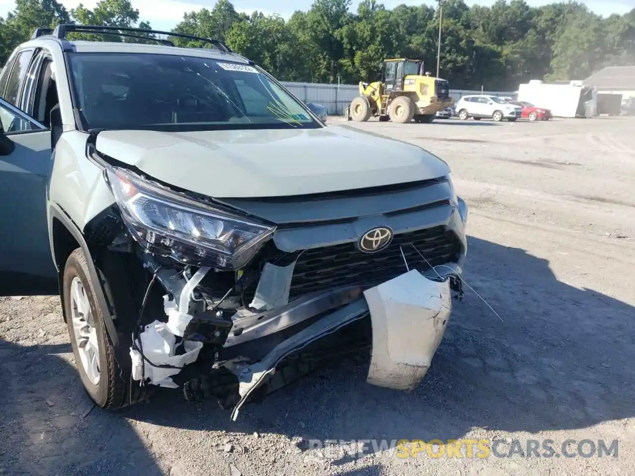 9 Photograph of a damaged car 2T3P1RFV1MW223328 TOYOTA RAV4 2021