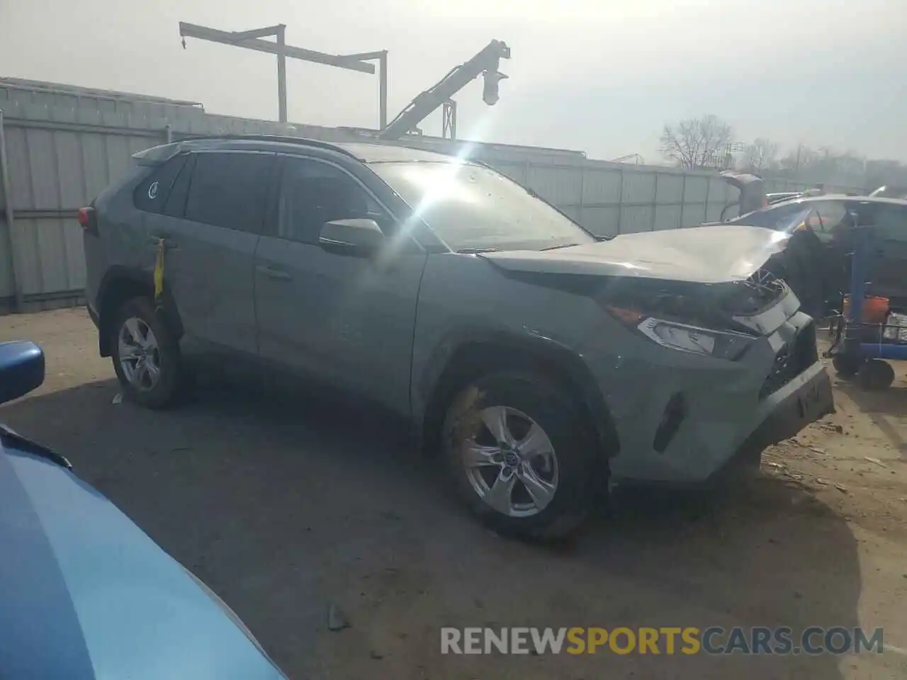 4 Photograph of a damaged car 2T3P1RFV1MW237990 TOYOTA RAV4 2021