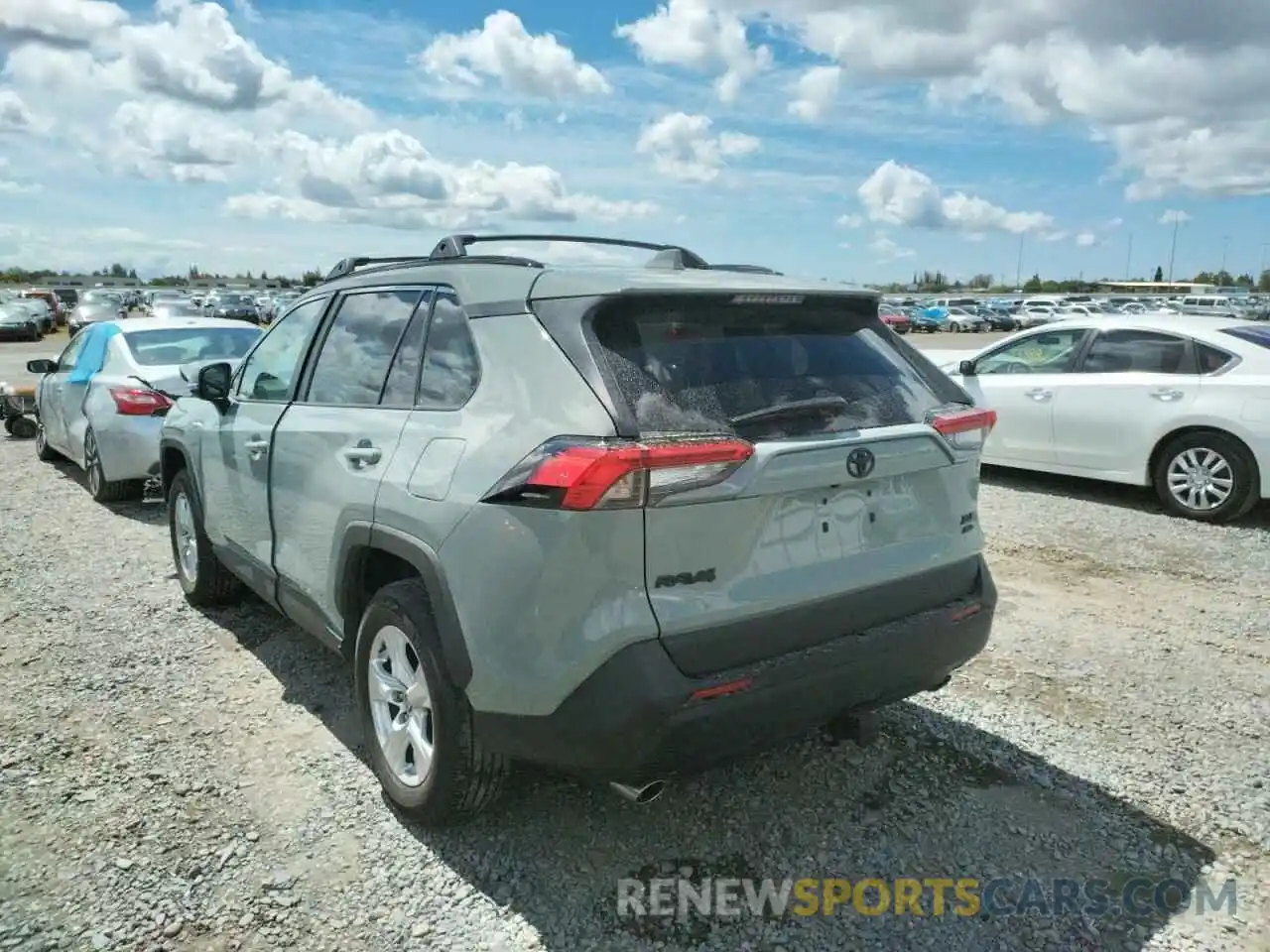 3 Фотография поврежденного автомобиля 2T3P1RFV1MW244213 TOYOTA RAV4 2021