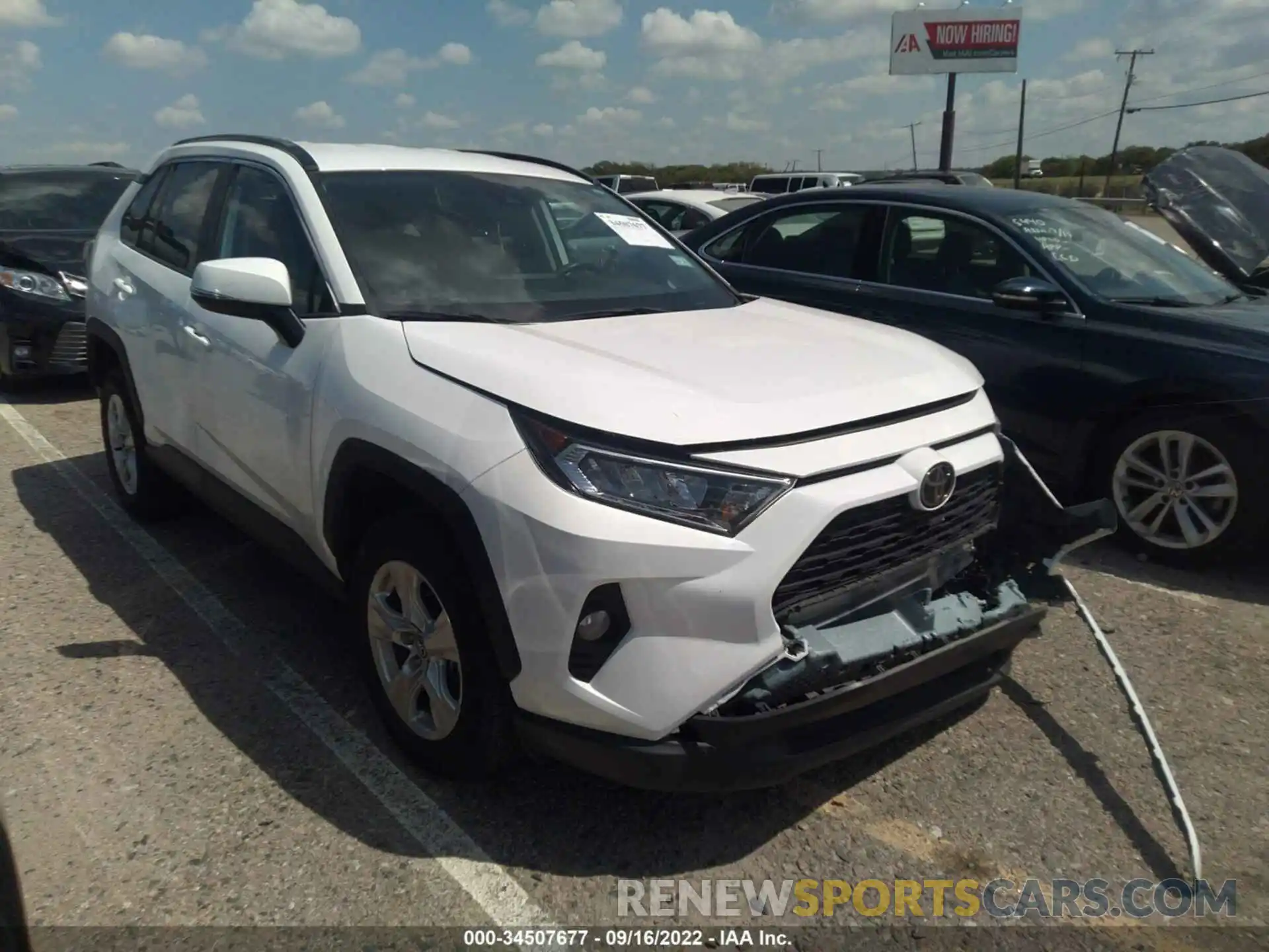 1 Фотография поврежденного автомобиля 2T3P1RFV2MC144977 TOYOTA RAV4 2021