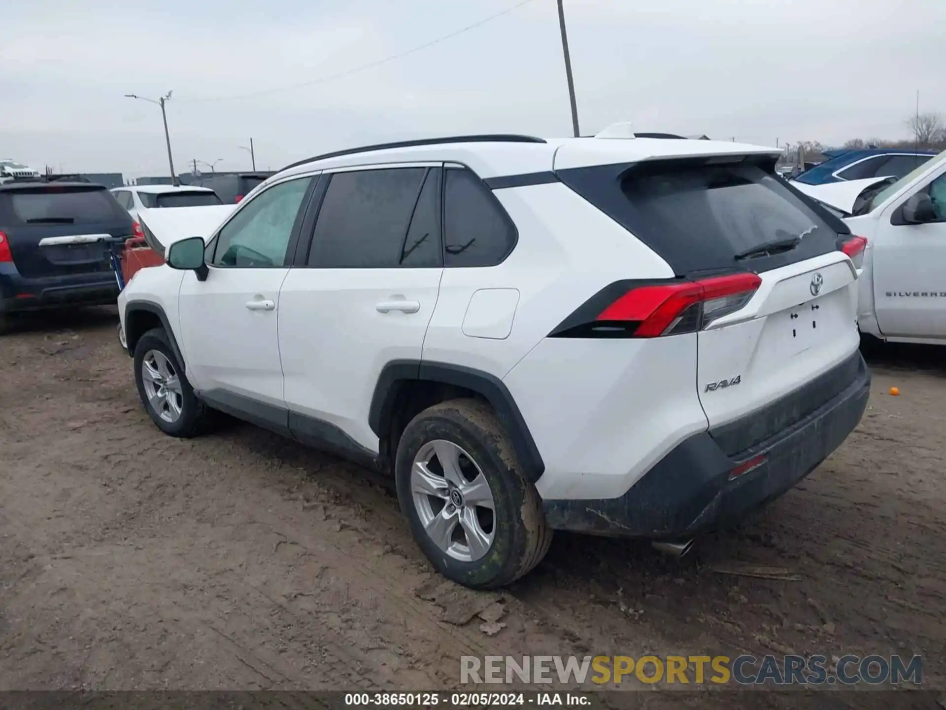 3 Photograph of a damaged car 2T3P1RFV2MC149225 TOYOTA RAV4 2021