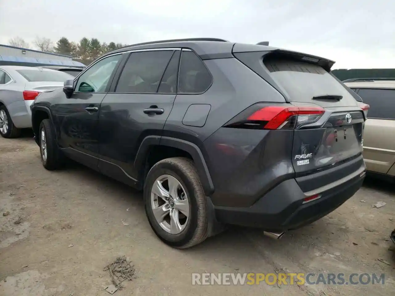 3 Photograph of a damaged car 2T3P1RFV2MC157003 TOYOTA RAV4 2021