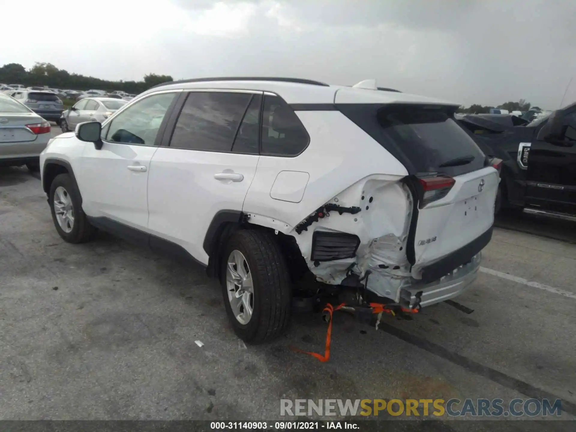 3 Photograph of a damaged car 2T3P1RFV2MC171712 TOYOTA RAV4 2021