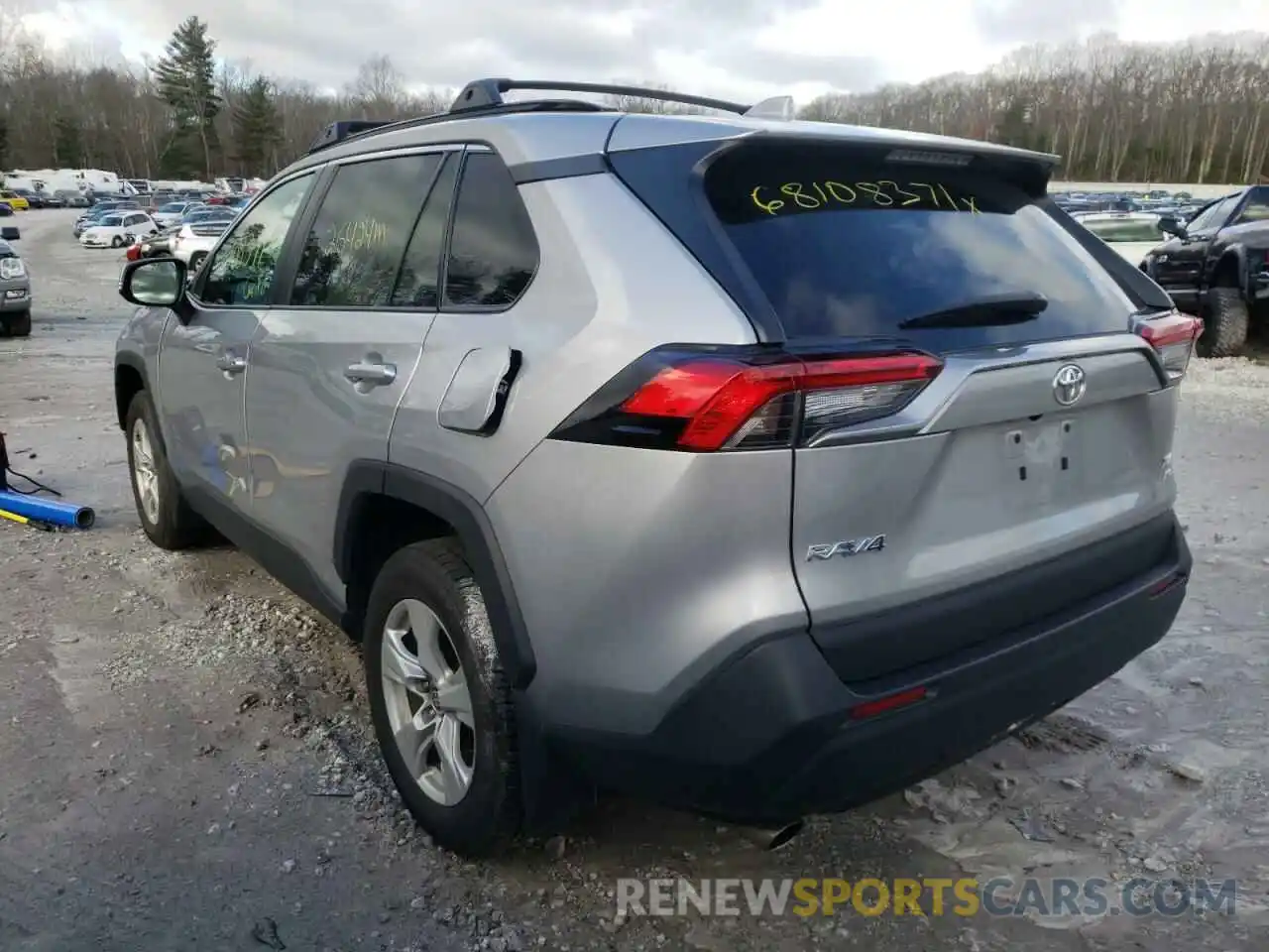 3 Photograph of a damaged car 2T3P1RFV2MC178658 TOYOTA RAV4 2021