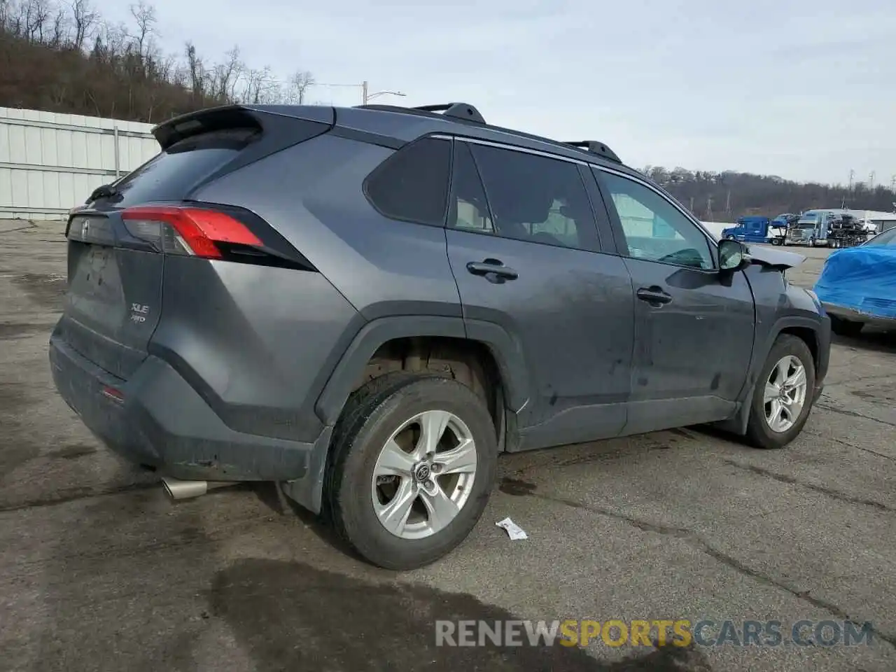 3 Photograph of a damaged car 2T3P1RFV2MC207852 TOYOTA RAV4 2021