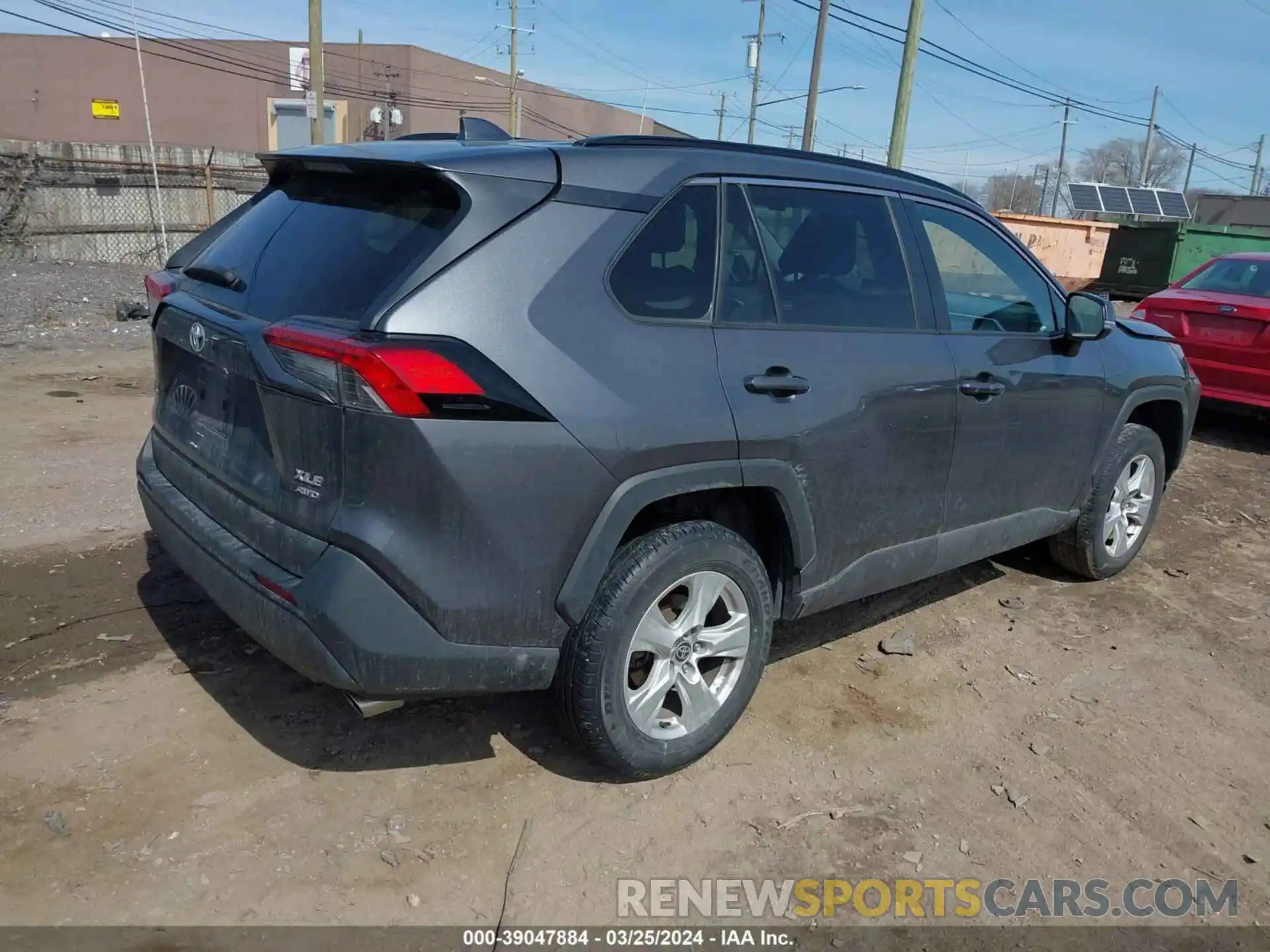 4 Photograph of a damaged car 2T3P1RFV2MC227003 TOYOTA RAV4 2021