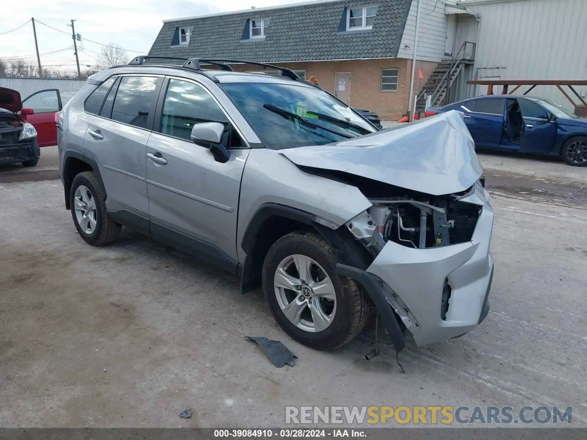 1 Photograph of a damaged car 2T3P1RFV2MC241306 TOYOTA RAV4 2021