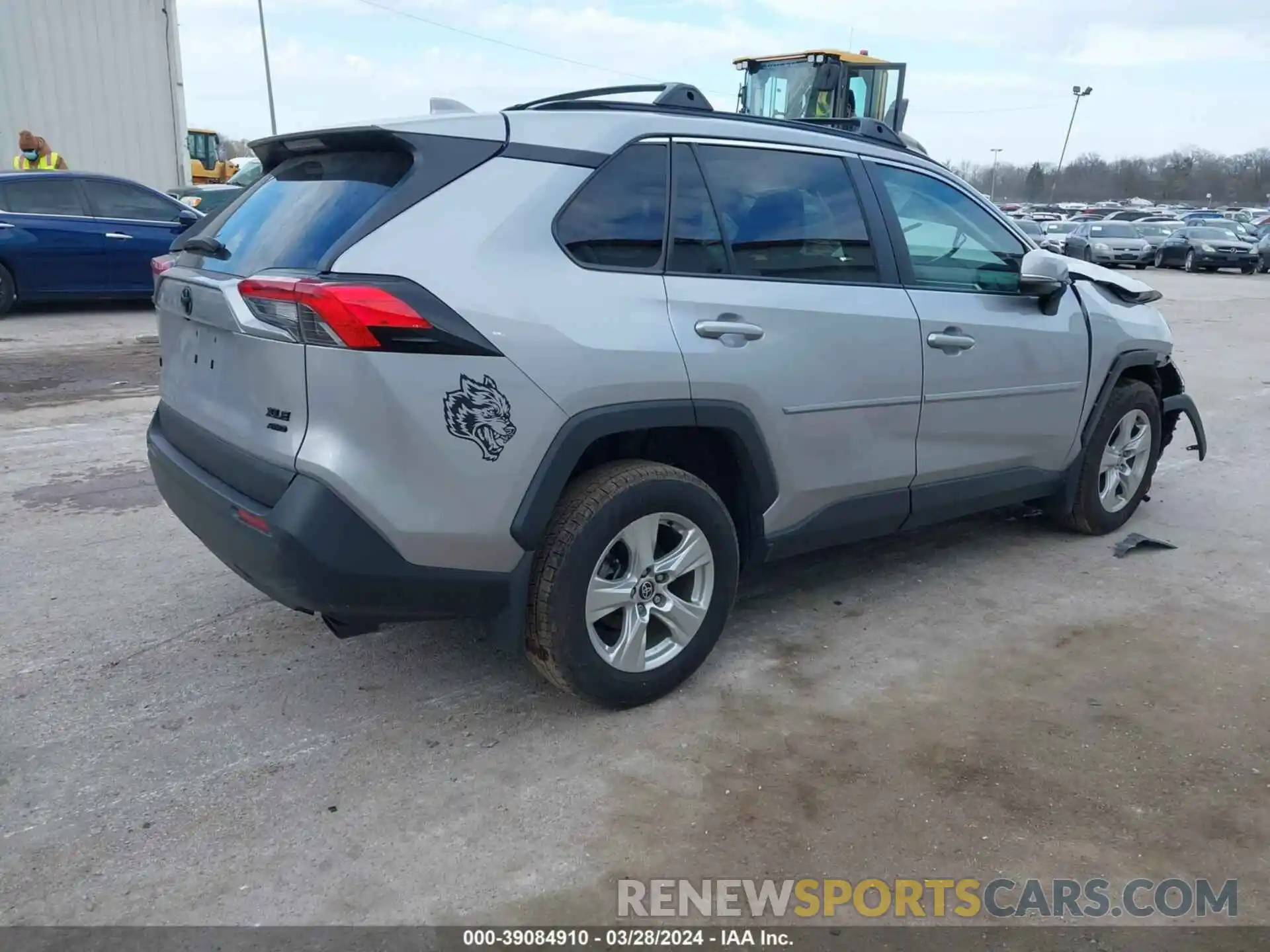 4 Photograph of a damaged car 2T3P1RFV2MC241306 TOYOTA RAV4 2021