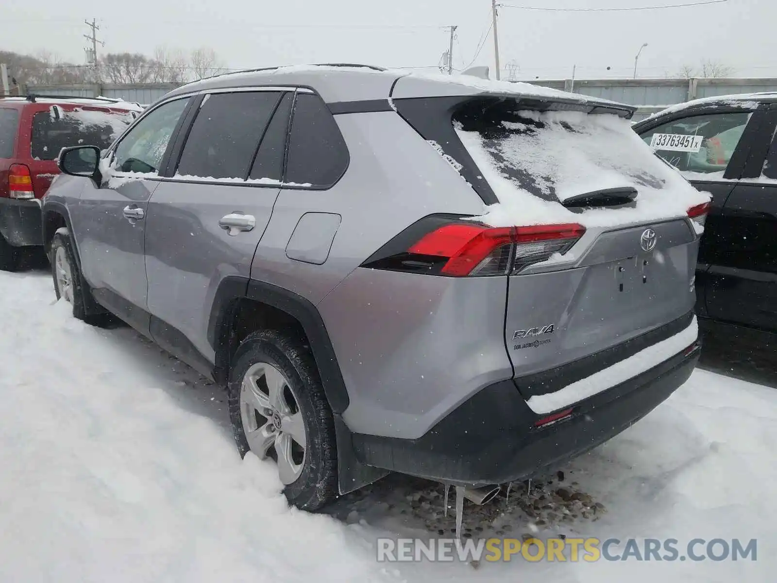 3 Photograph of a damaged car 2T3P1RFV2MW143956 TOYOTA RAV4 2021