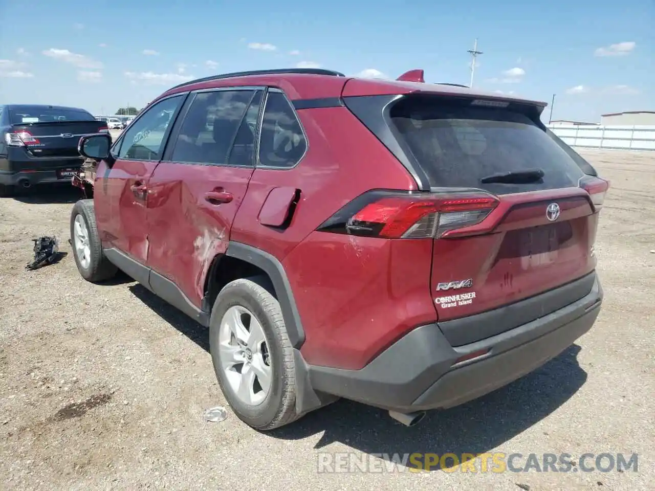 3 Photograph of a damaged car 2T3P1RFV2MW151457 TOYOTA RAV4 2021