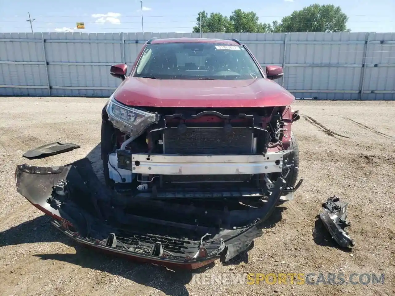 9 Photograph of a damaged car 2T3P1RFV2MW151457 TOYOTA RAV4 2021