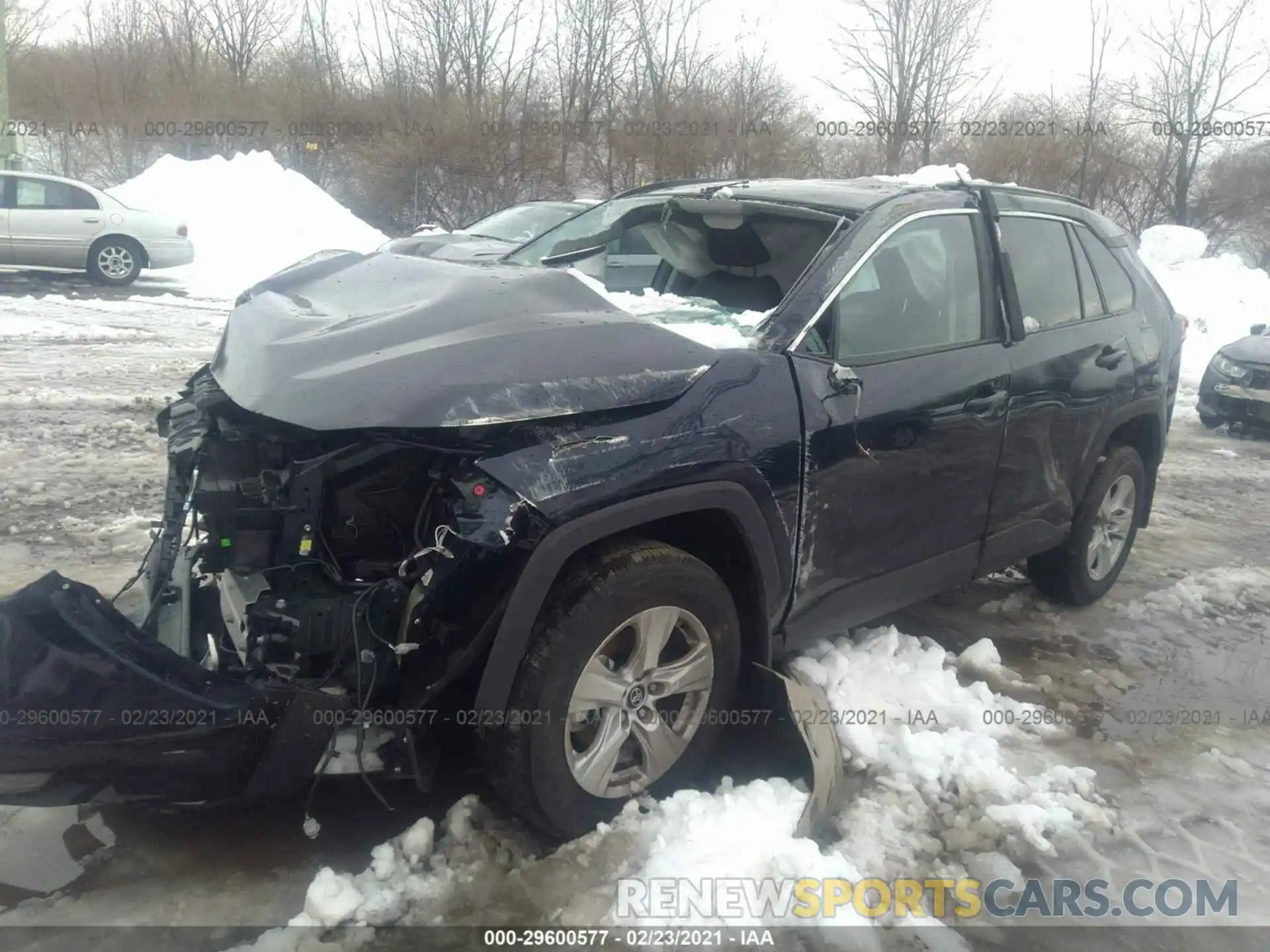 2 Фотография поврежденного автомобиля 2T3P1RFV2MW163169 TOYOTA RAV4 2021