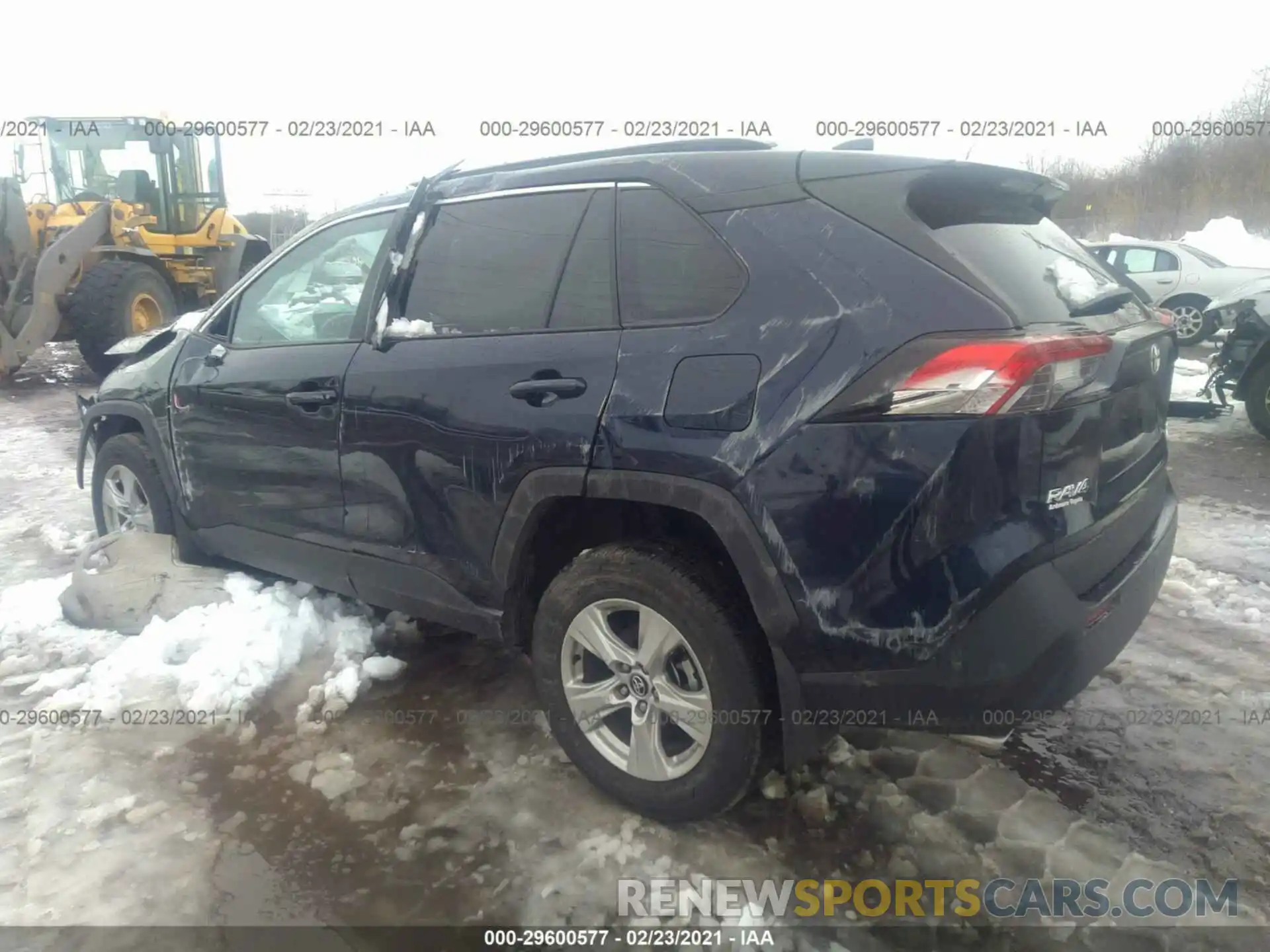 3 Фотография поврежденного автомобиля 2T3P1RFV2MW163169 TOYOTA RAV4 2021