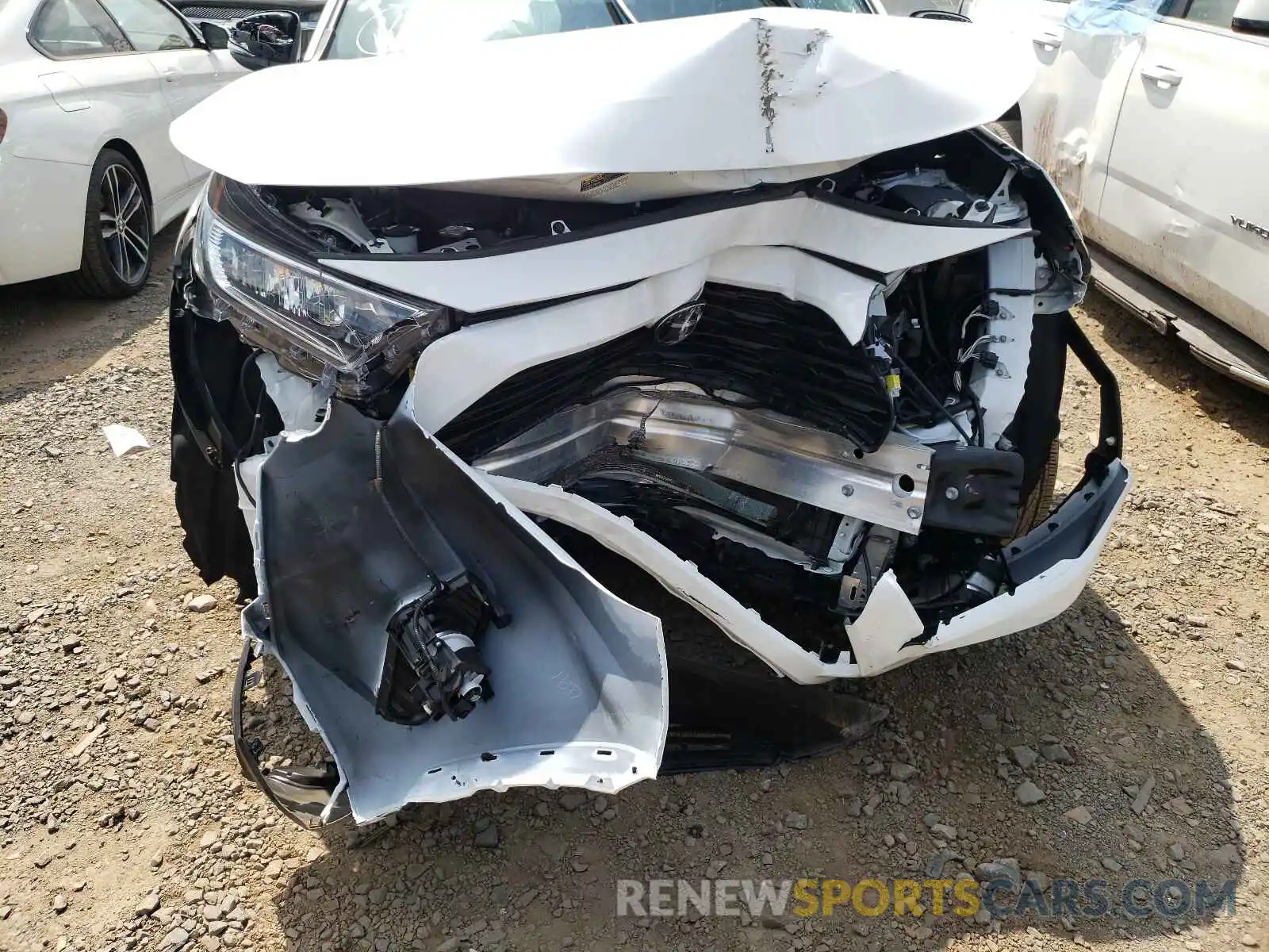 9 Photograph of a damaged car 2T3P1RFV2MW165746 TOYOTA RAV4 2021