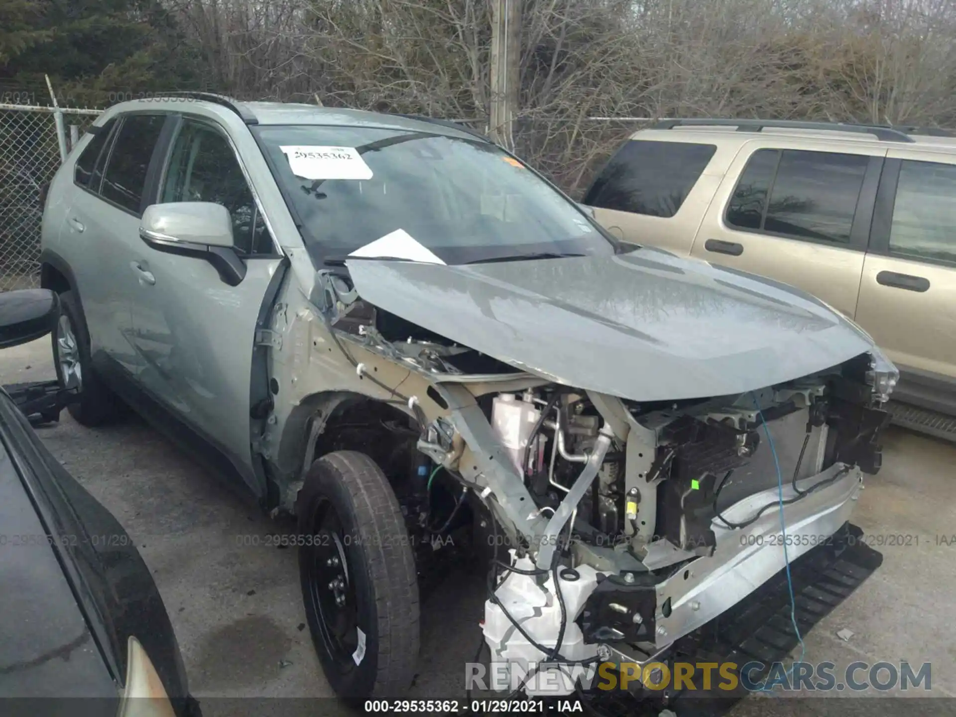 1 Photograph of a damaged car 2T3P1RFV2MW170946 TOYOTA RAV4 2021