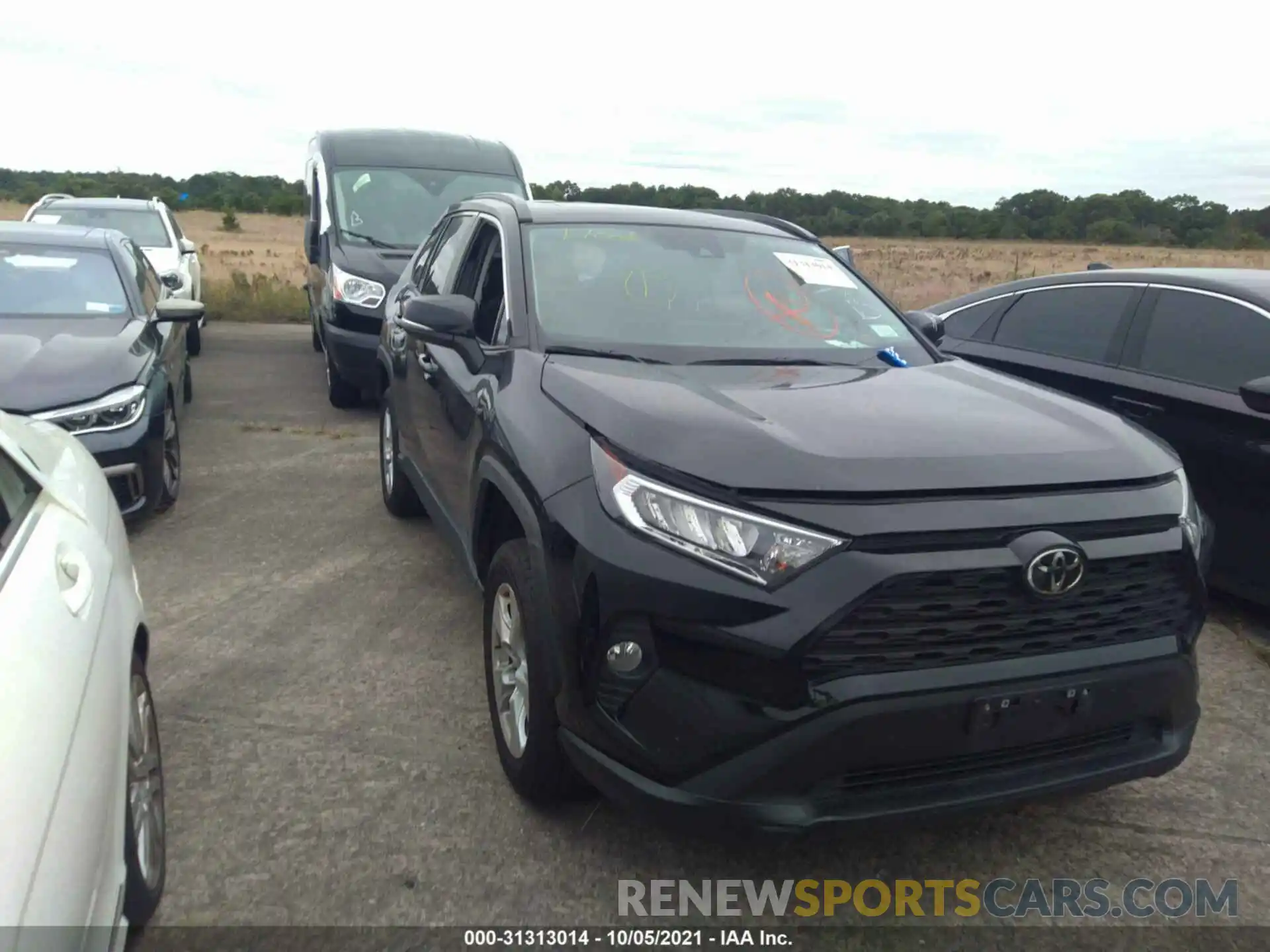 1 Photograph of a damaged car 2T3P1RFV2MW180926 TOYOTA RAV4 2021