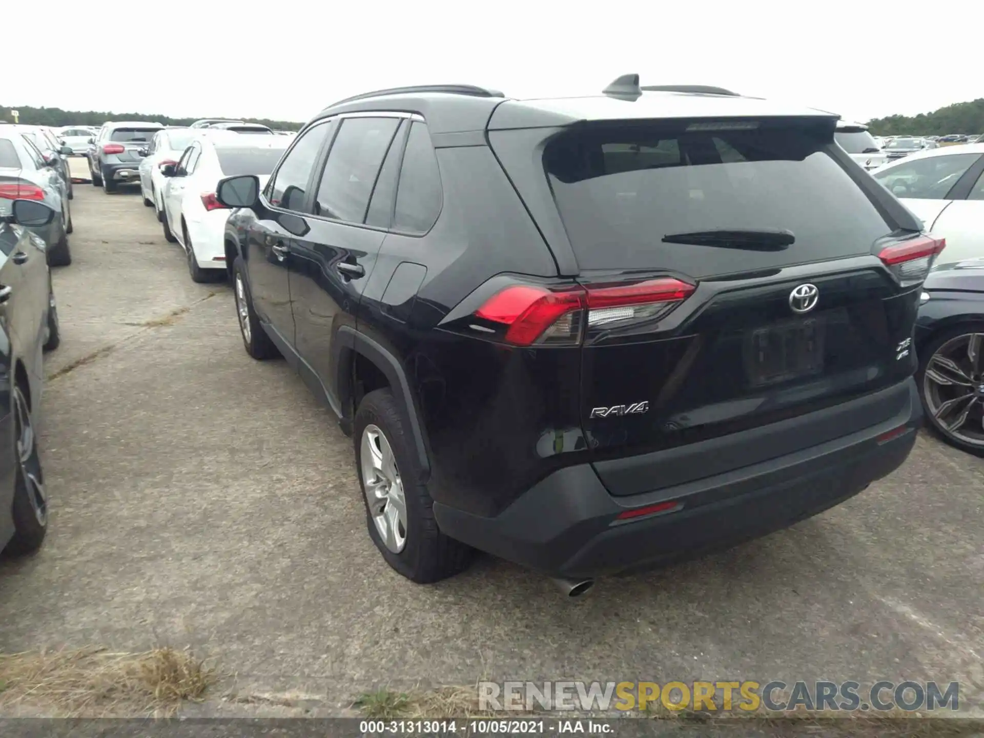 3 Photograph of a damaged car 2T3P1RFV2MW180926 TOYOTA RAV4 2021