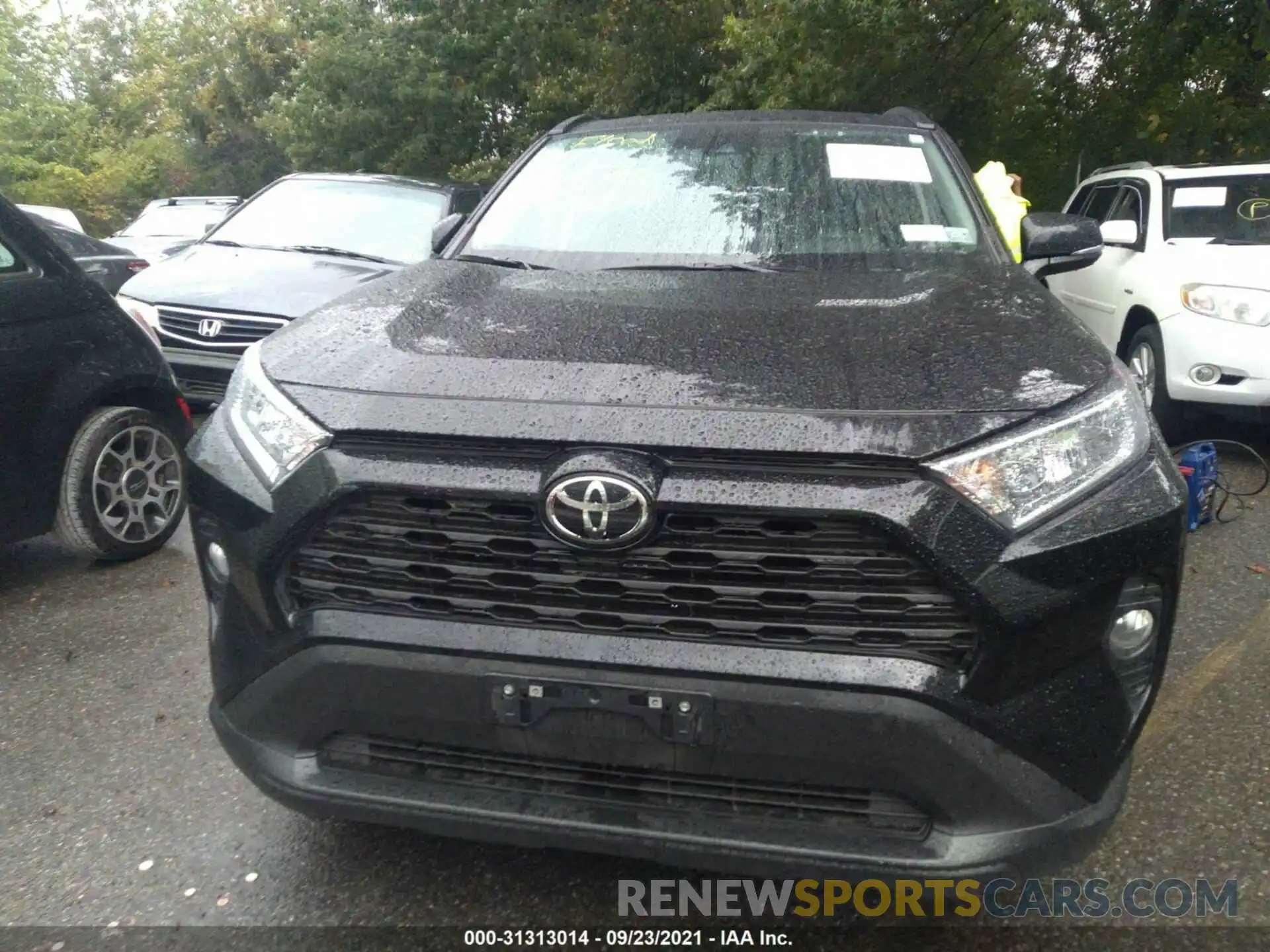 6 Photograph of a damaged car 2T3P1RFV2MW180926 TOYOTA RAV4 2021