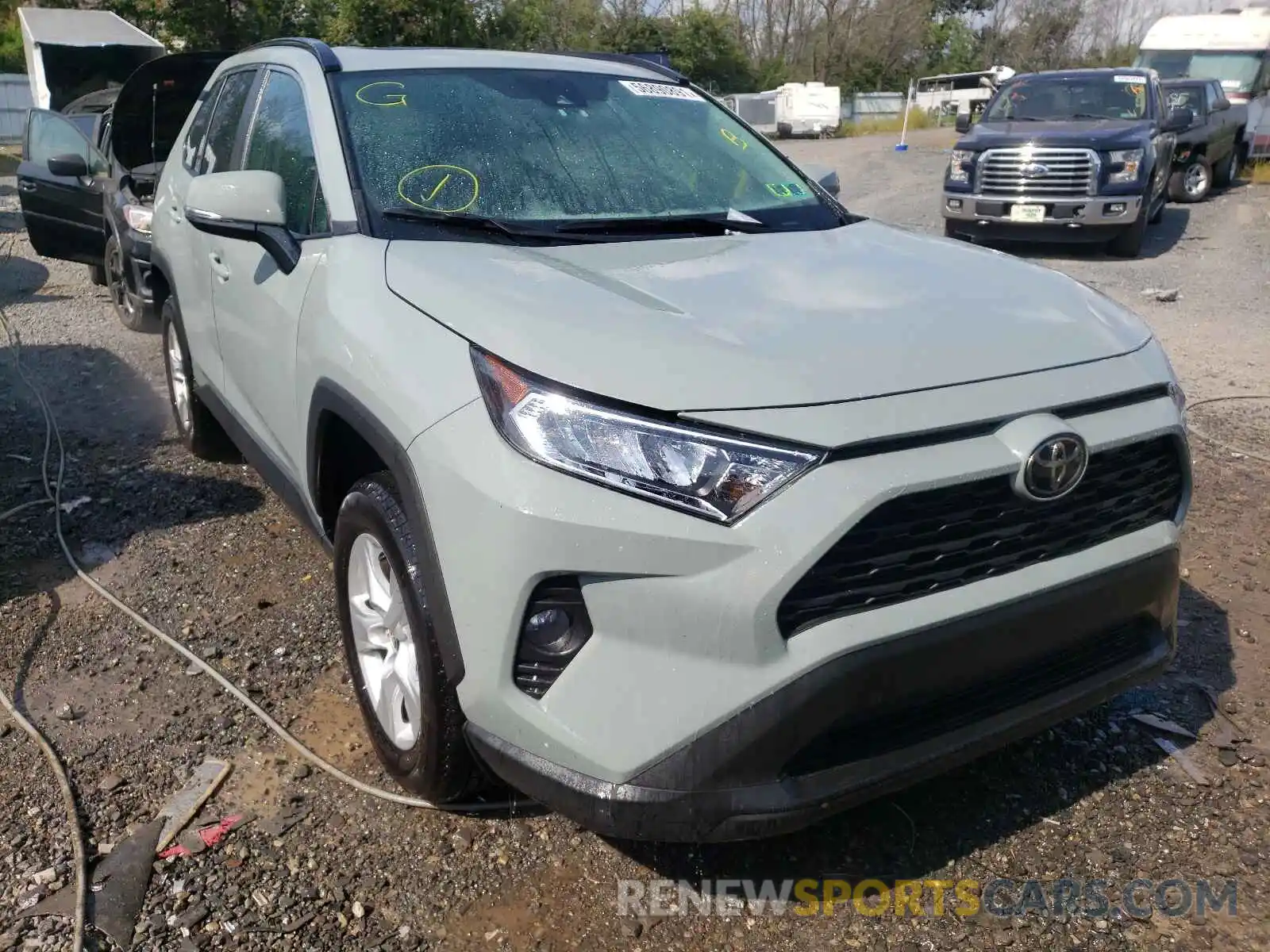 1 Photograph of a damaged car 2T3P1RFV2MW181137 TOYOTA RAV4 2021