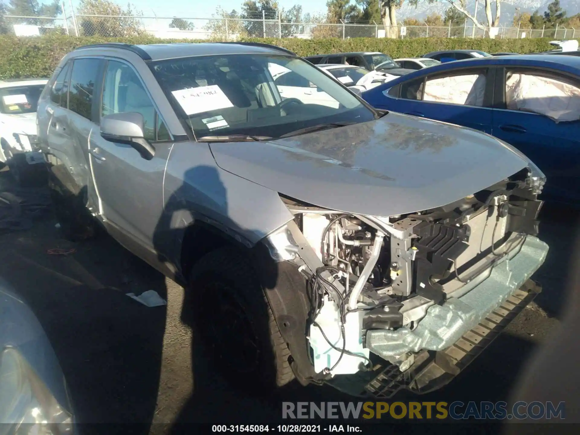 1 Photograph of a damaged car 2T3P1RFV2MW182711 TOYOTA RAV4 2021