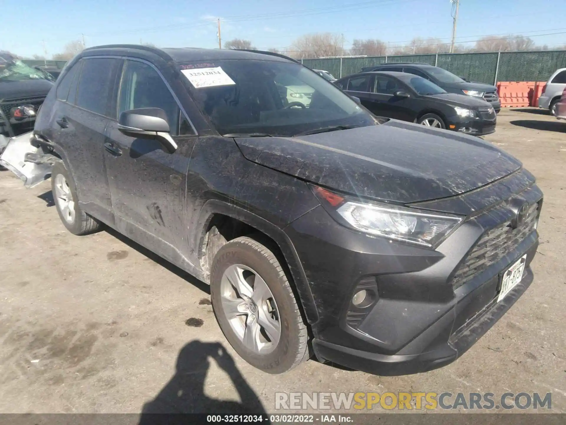 1 Photograph of a damaged car 2T3P1RFV2MW193210 TOYOTA RAV4 2021