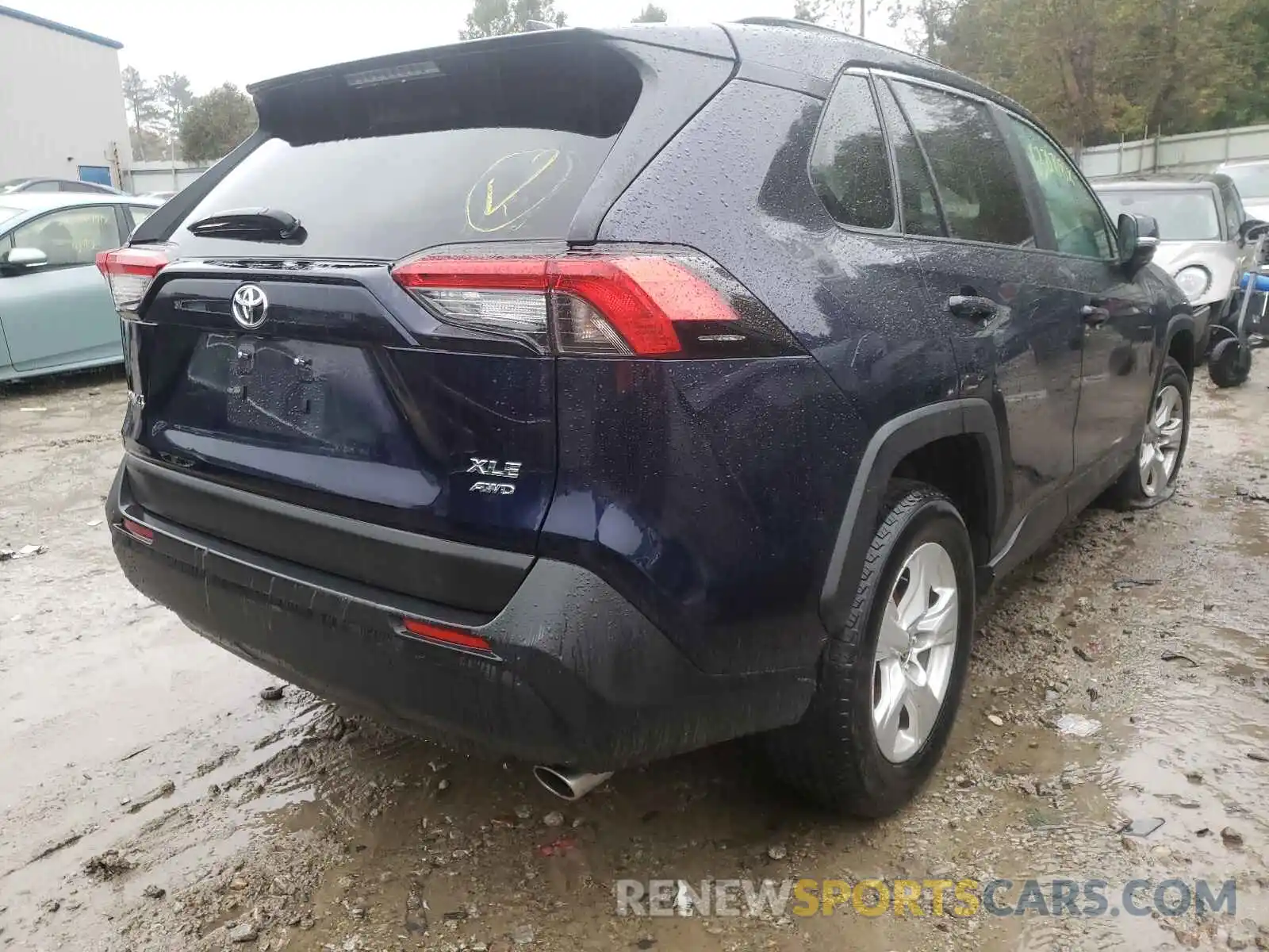 4 Photograph of a damaged car 2T3P1RFV2MW203671 TOYOTA RAV4 2021