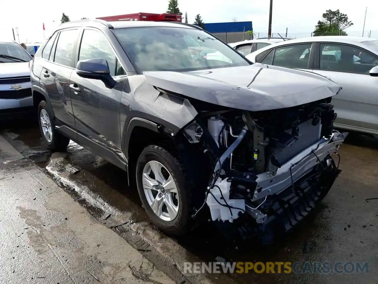 1 Photograph of a damaged car 2T3P1RFV2MW226142 TOYOTA RAV4 2021