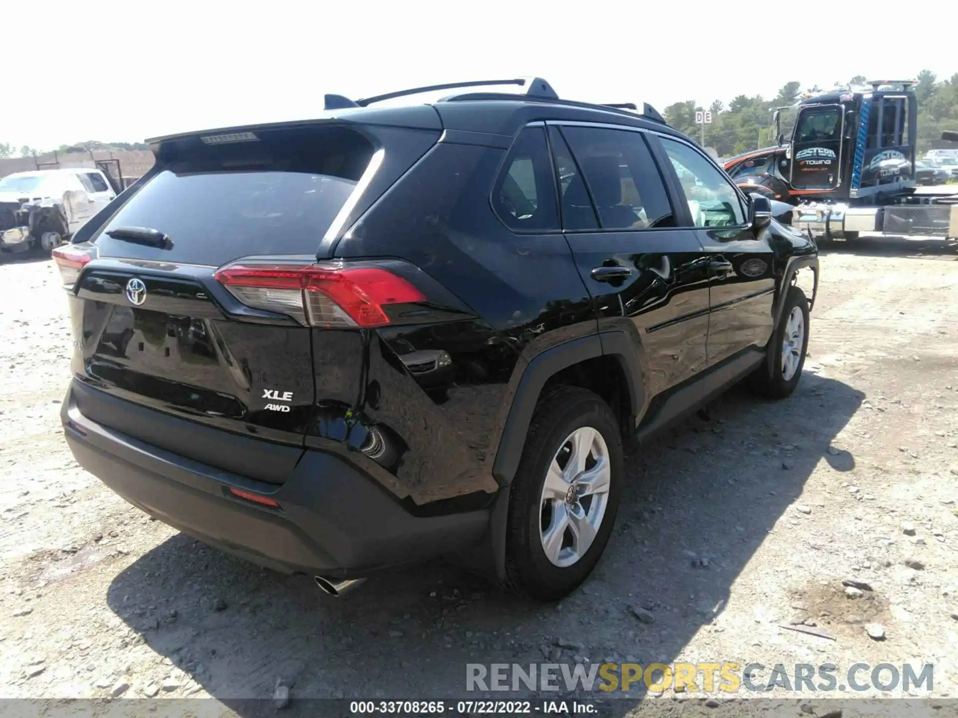 4 Photograph of a damaged car 2T3P1RFV2MW227923 TOYOTA RAV4 2021