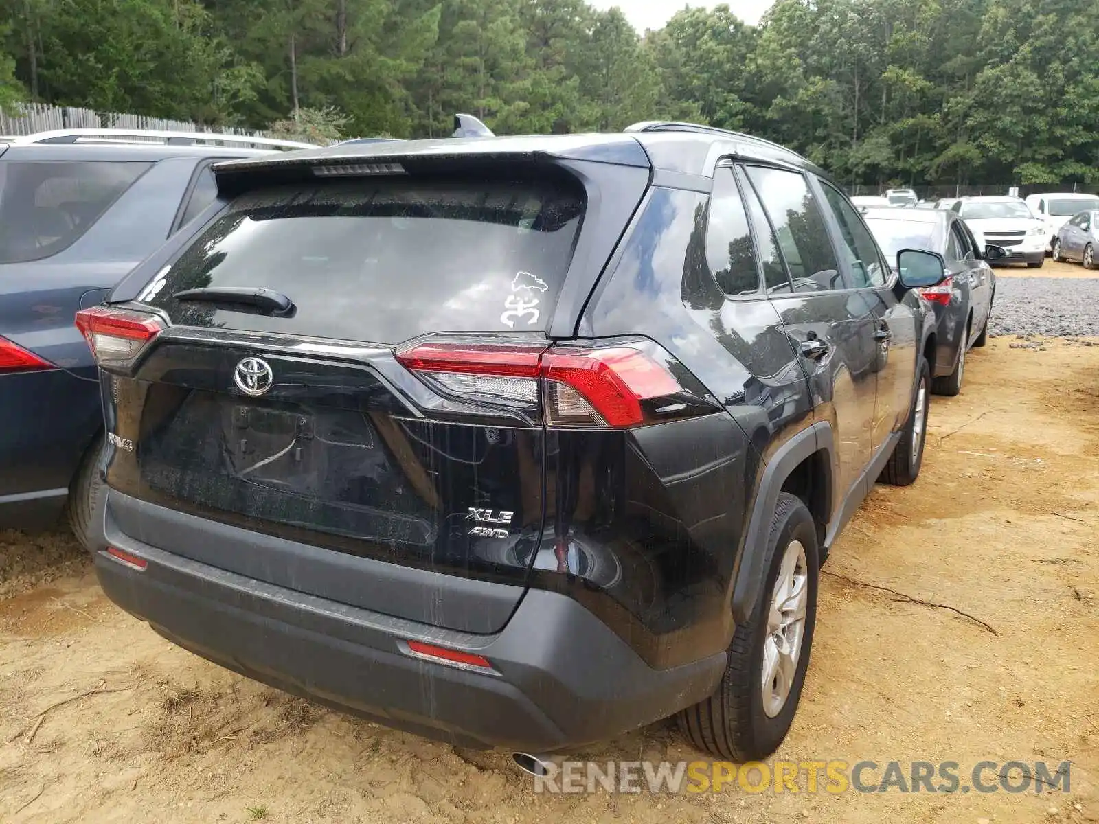 4 Photograph of a damaged car 2T3P1RFV3MC148343 TOYOTA RAV4 2021