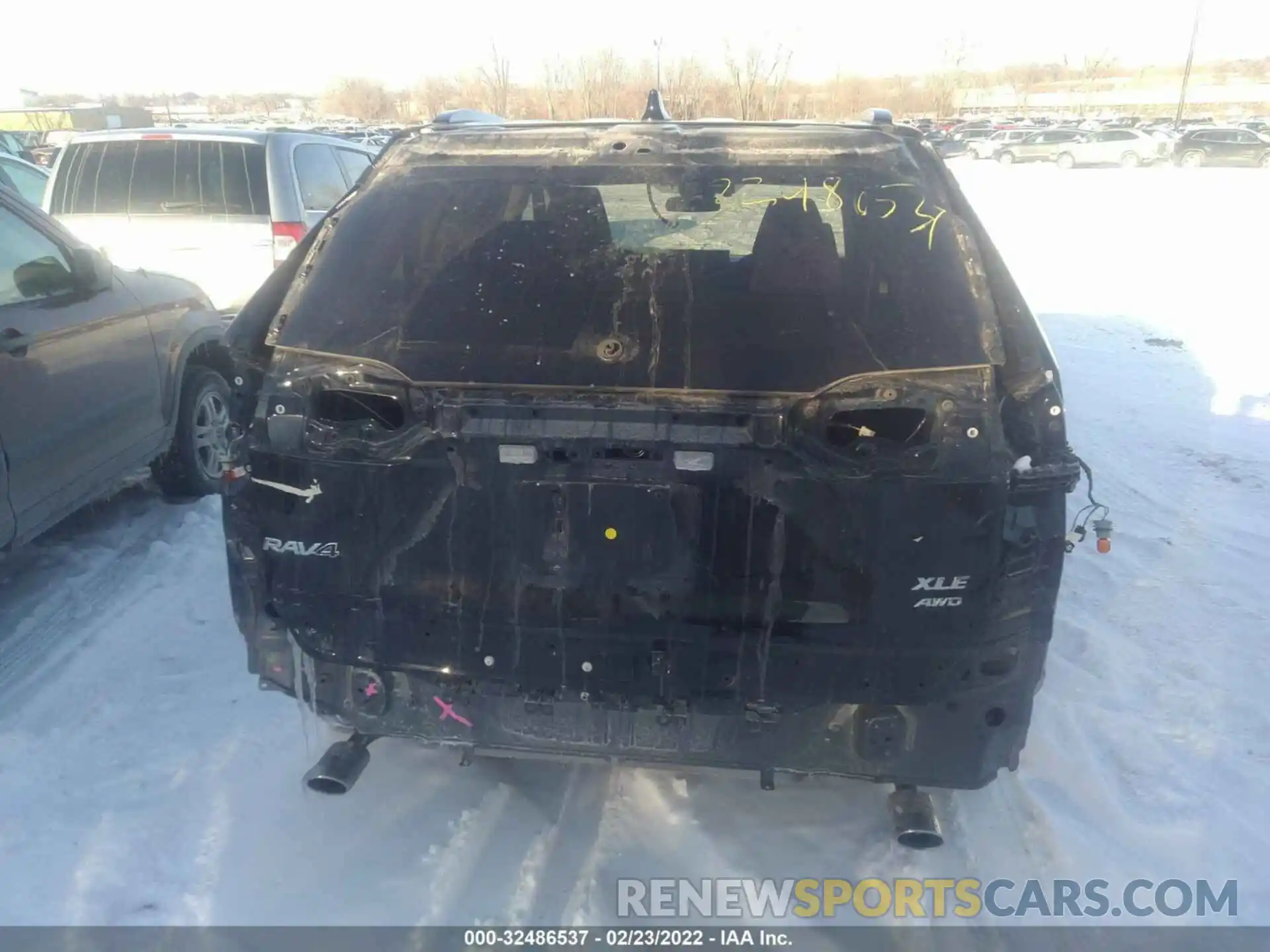 6 Photograph of a damaged car 2T3P1RFV3MC161111 TOYOTA RAV4 2021