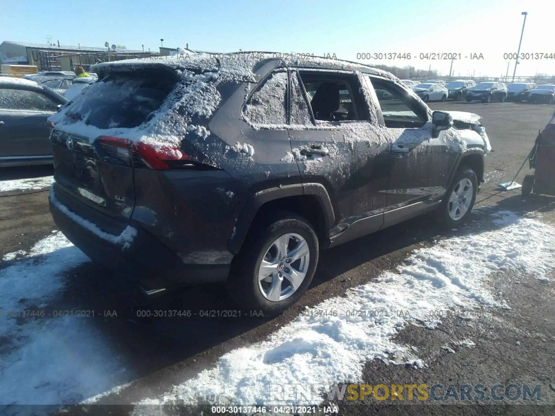 4 Фотография поврежденного автомобиля 2T3P1RFV3MC181326 TOYOTA RAV4 2021