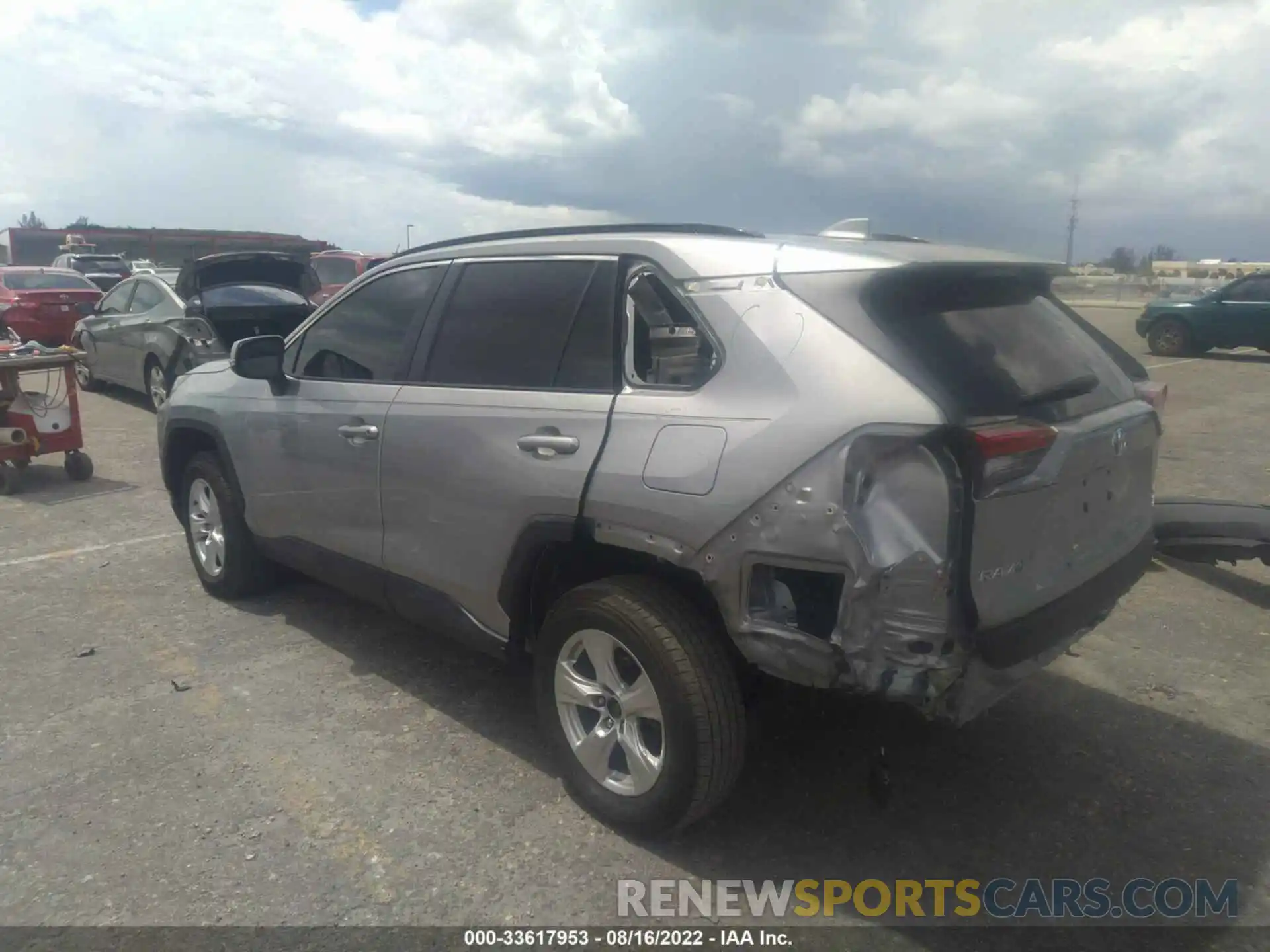 3 Photograph of a damaged car 2T3P1RFV3MC190303 TOYOTA RAV4 2021