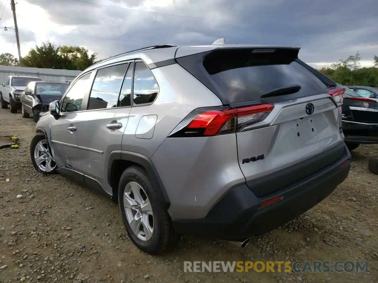 3 Photograph of a damaged car 2T3P1RFV3MC196067 TOYOTA RAV4 2021