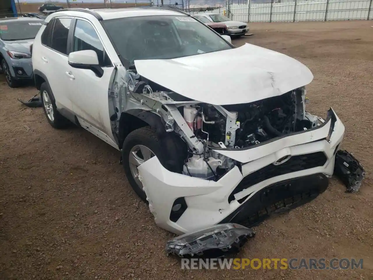 1 Photograph of a damaged car 2T3P1RFV3MC205690 TOYOTA RAV4 2021