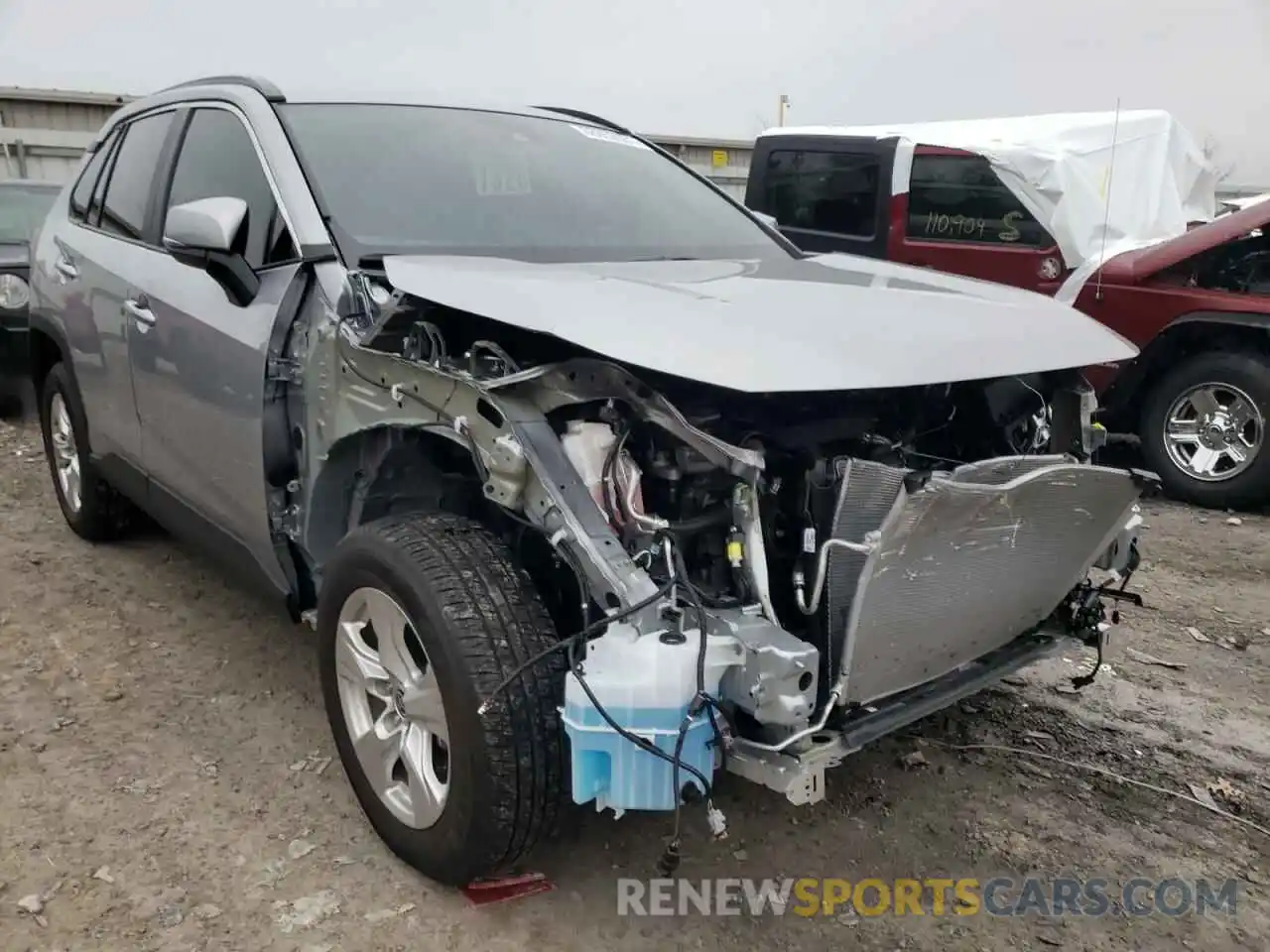 9 Photograph of a damaged car 2T3P1RFV3MC231030 TOYOTA RAV4 2021