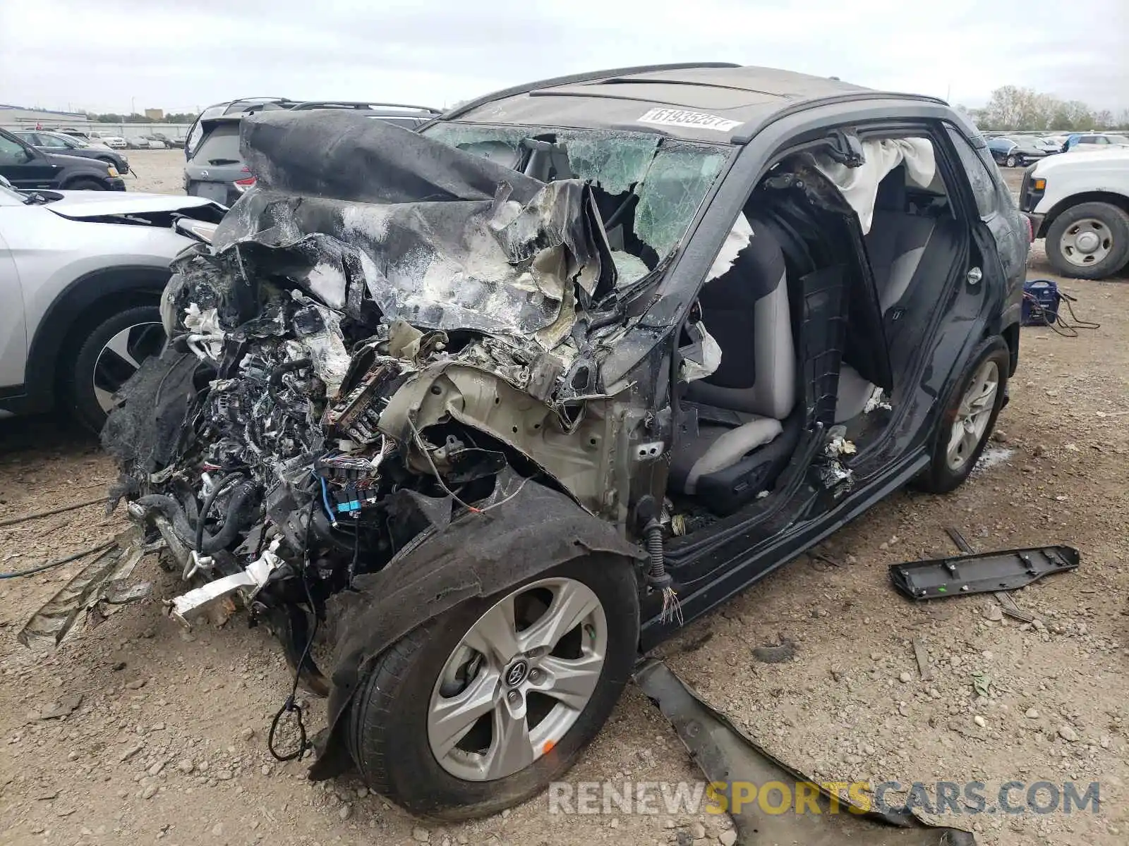 2 Photograph of a damaged car 2T3P1RFV3MW140502 TOYOTA RAV4 2021