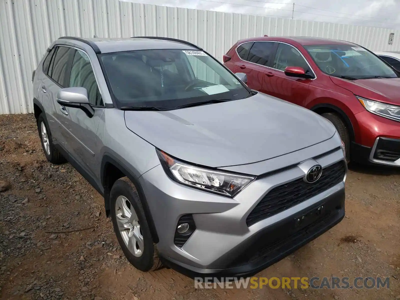 1 Photograph of a damaged car 2T3P1RFV3MW143948 TOYOTA RAV4 2021