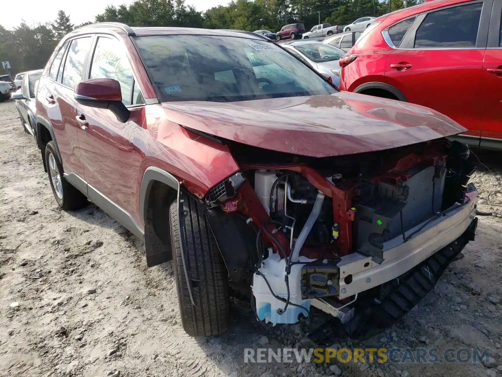 1 Photograph of a damaged car 2T3P1RFV3MW155520 TOYOTA RAV4 2021