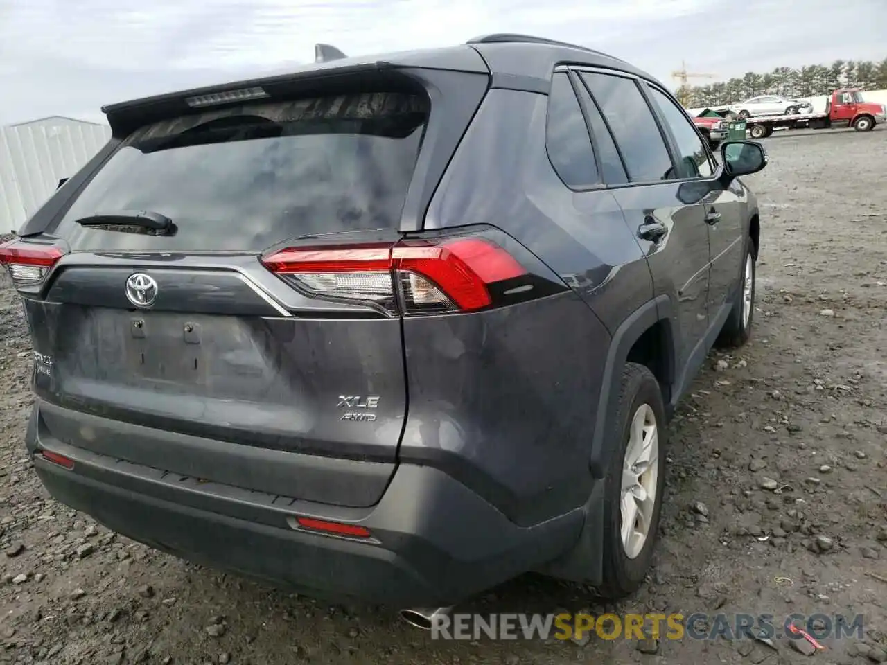 4 Photograph of a damaged car 2T3P1RFV3MW166503 TOYOTA RAV4 2021