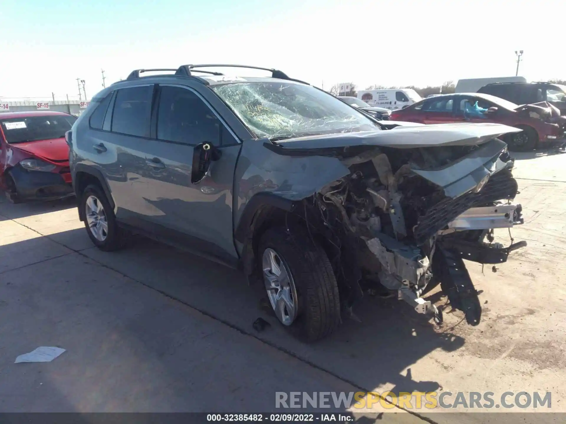 1 Photograph of a damaged car 2T3P1RFV3MW173449 TOYOTA RAV4 2021