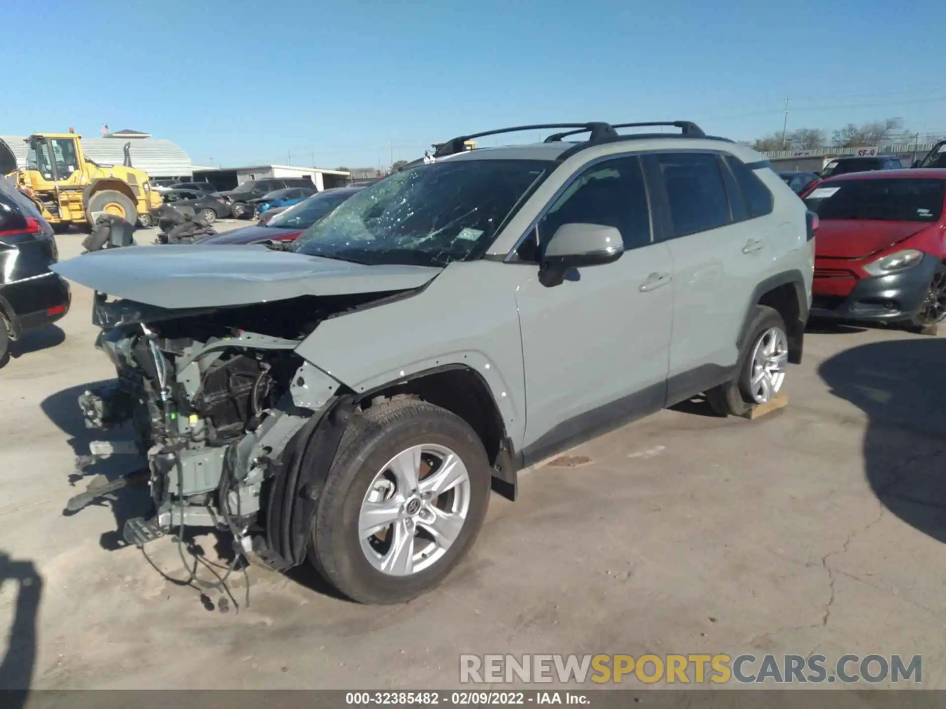 2 Photograph of a damaged car 2T3P1RFV3MW173449 TOYOTA RAV4 2021