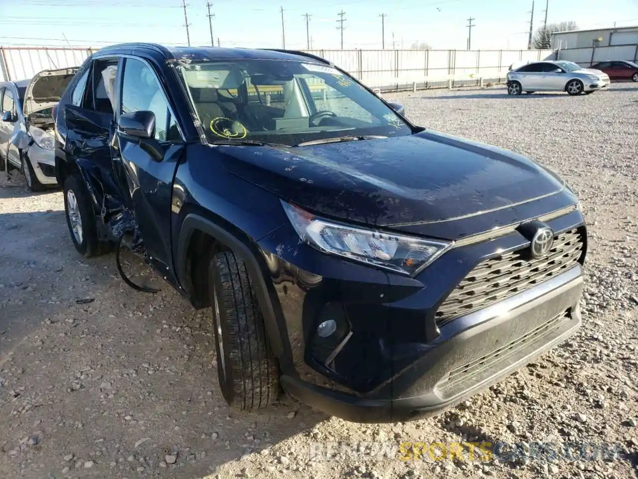 1 Photograph of a damaged car 2T3P1RFV3MW186833 TOYOTA RAV4 2021