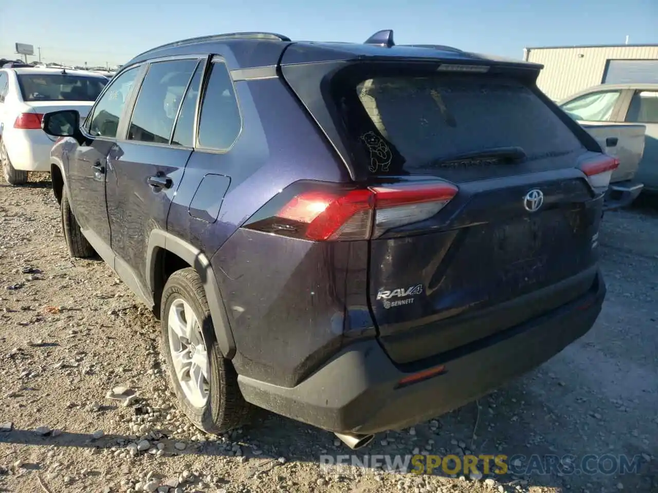 3 Фотография поврежденного автомобиля 2T3P1RFV3MW186833 TOYOTA RAV4 2021